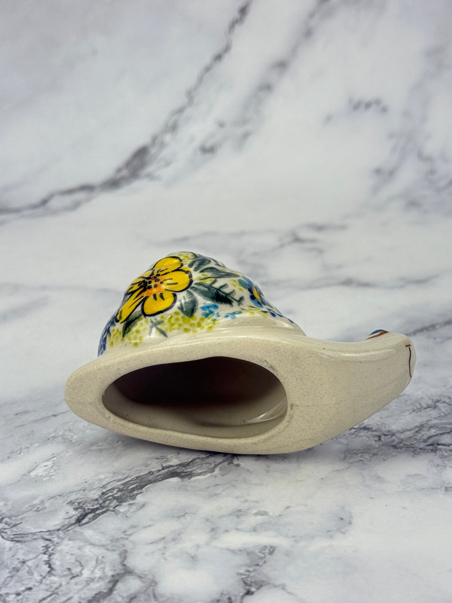 Snail Figurine - Shape V415 - Pattern Yellow Flower