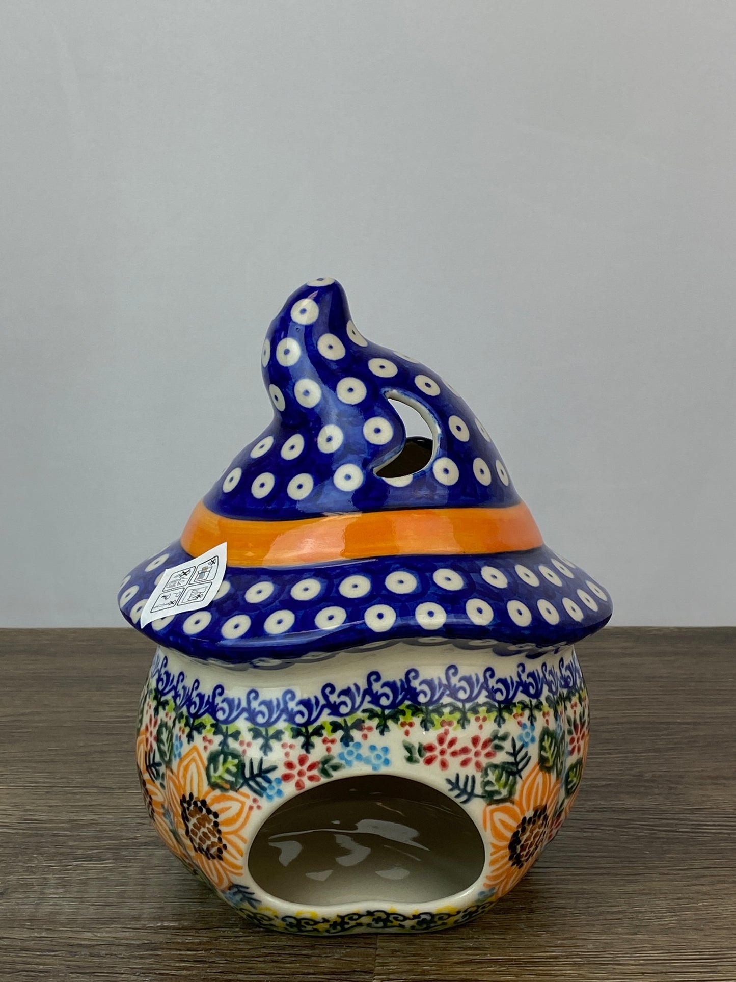 SALE Small Unikat Pumpkin With Hat - Pattern U518