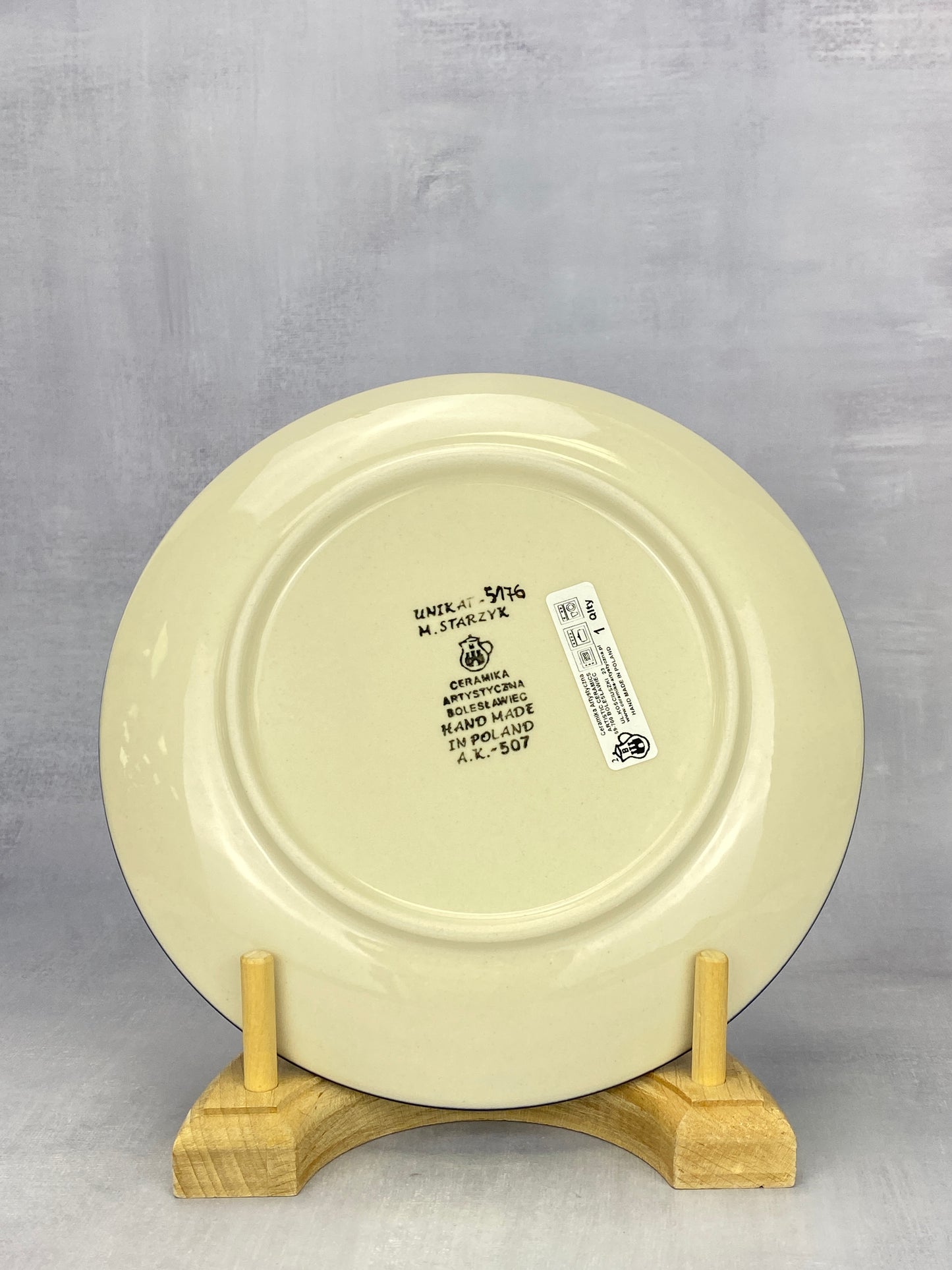 8" Unikat Dessert Plate - Shape 86 - Pattern U5176