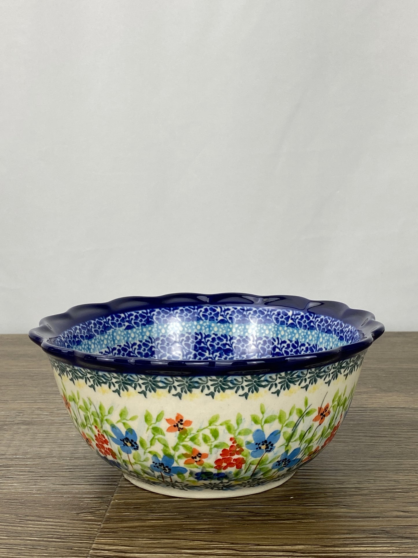 Unikat Ruffle Edged Bowl - Shape 288 - Pattern U5098