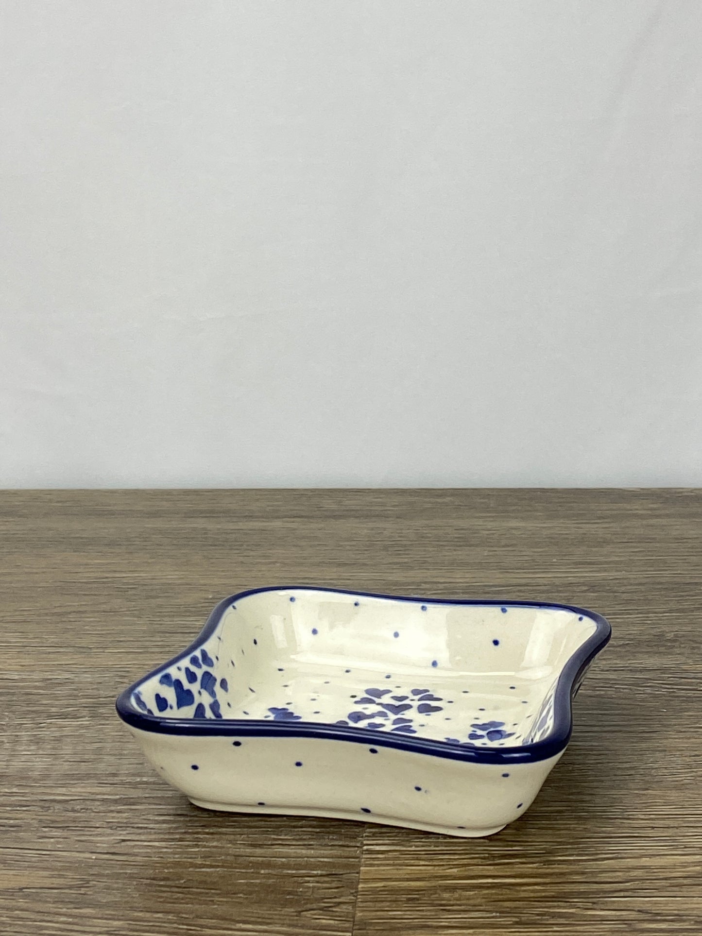 SALE Wavy 4" Dish - Shape 630 - Pattern 2876