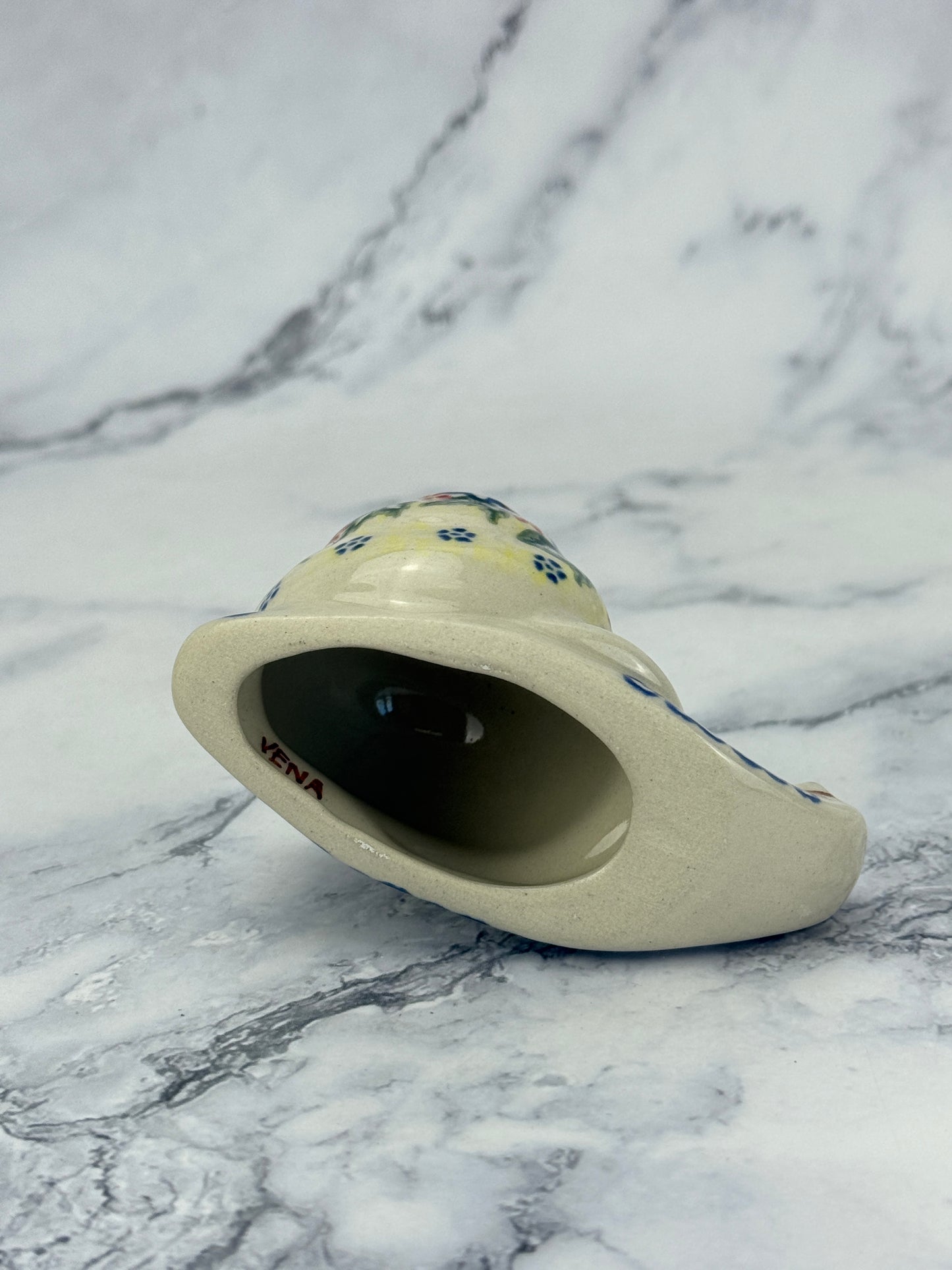 Snail Figurine - Shape V415 - Pattern Daisy Bloom