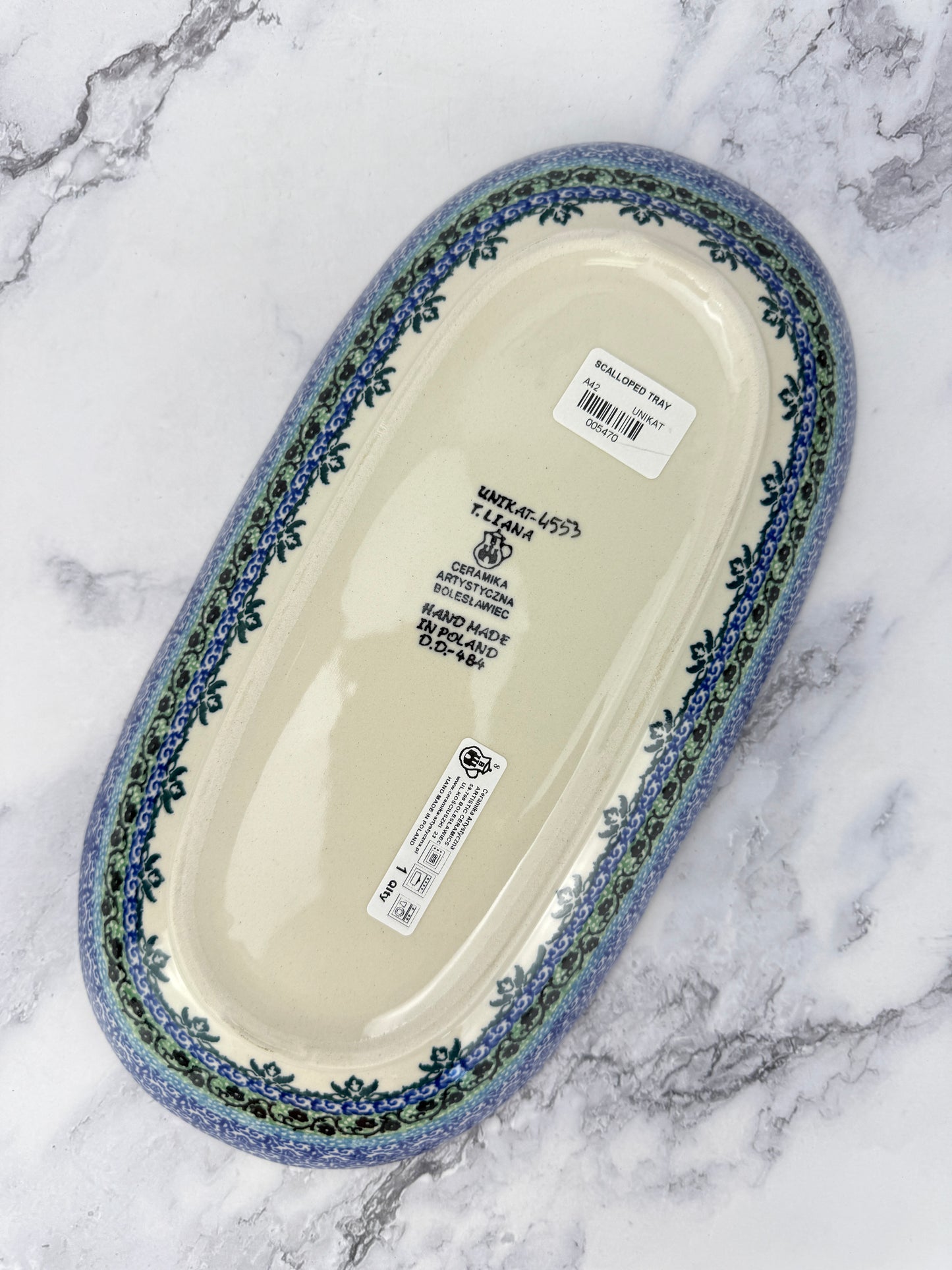 Scalloped Unikat Tray - Shape A42 - Pattern U4553