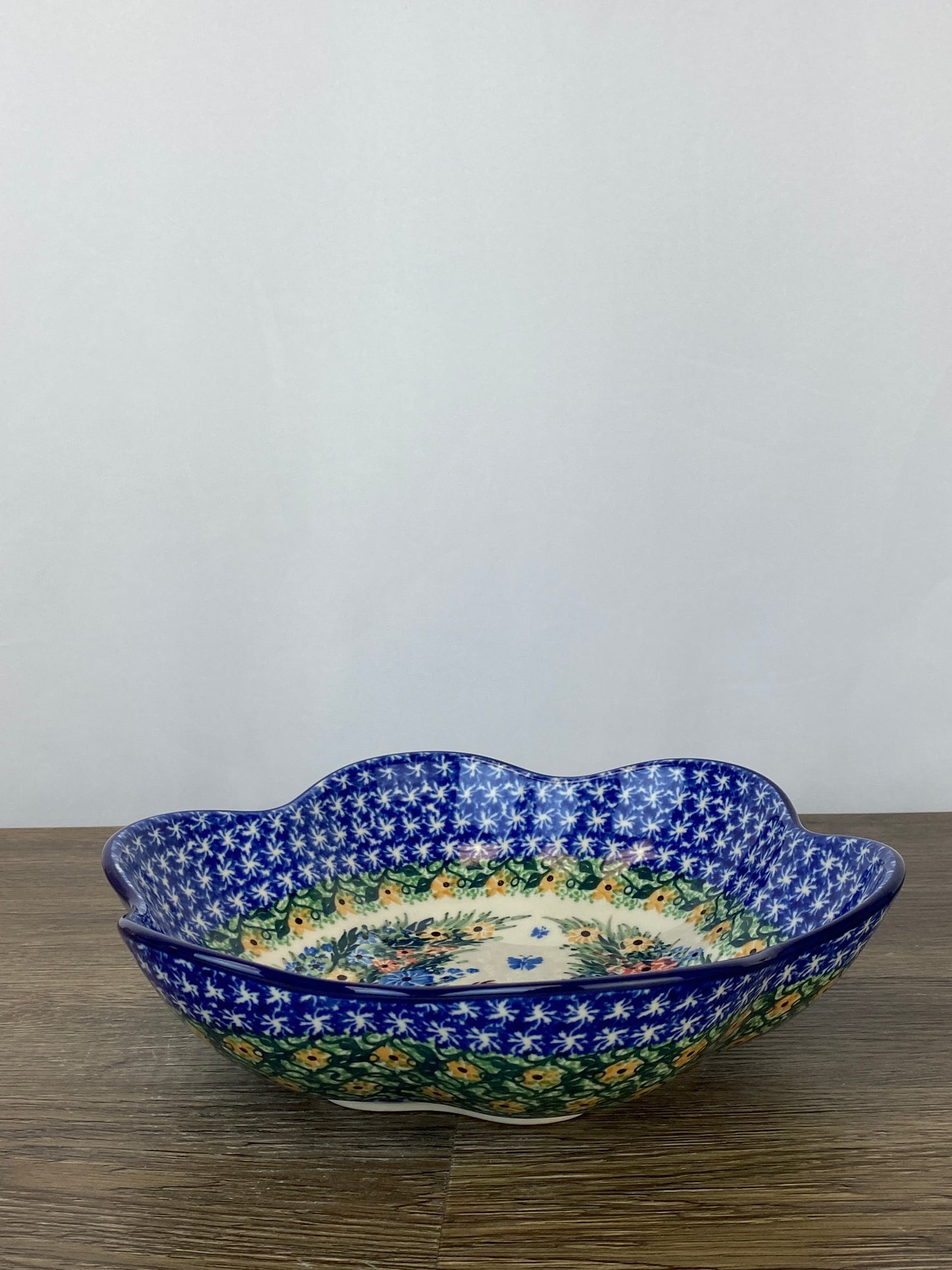 SALE Unikat Flower Bowl - Shape 738 - Pattern U2974