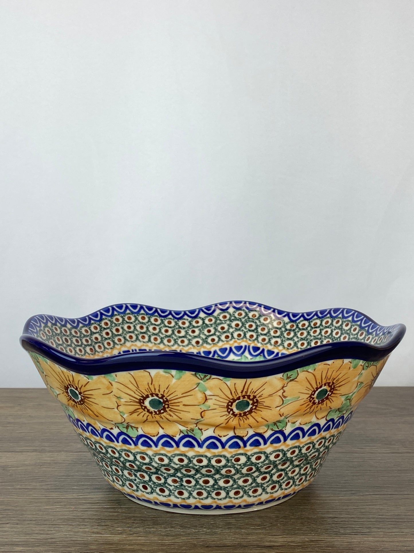 SALE Large Wavy Unikat Serving Bowl - Shape 692 - Pattern U740