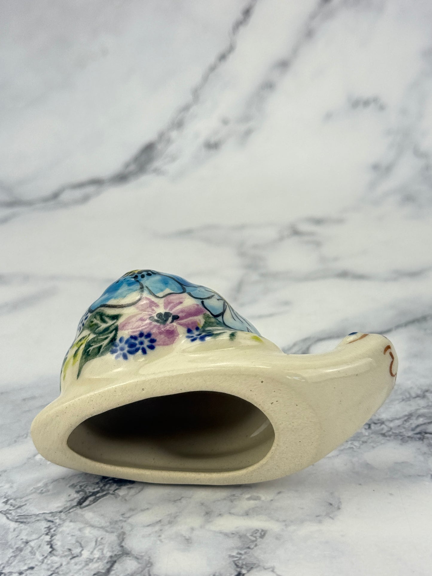 Snail Figurine - Shape V415 - Pattern Skyline Petal