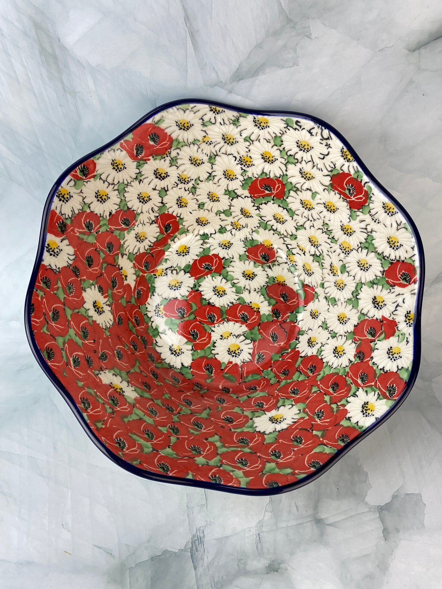 Large Wavy Unikat Serving Bowl - Shape 692 - Pattern U5070