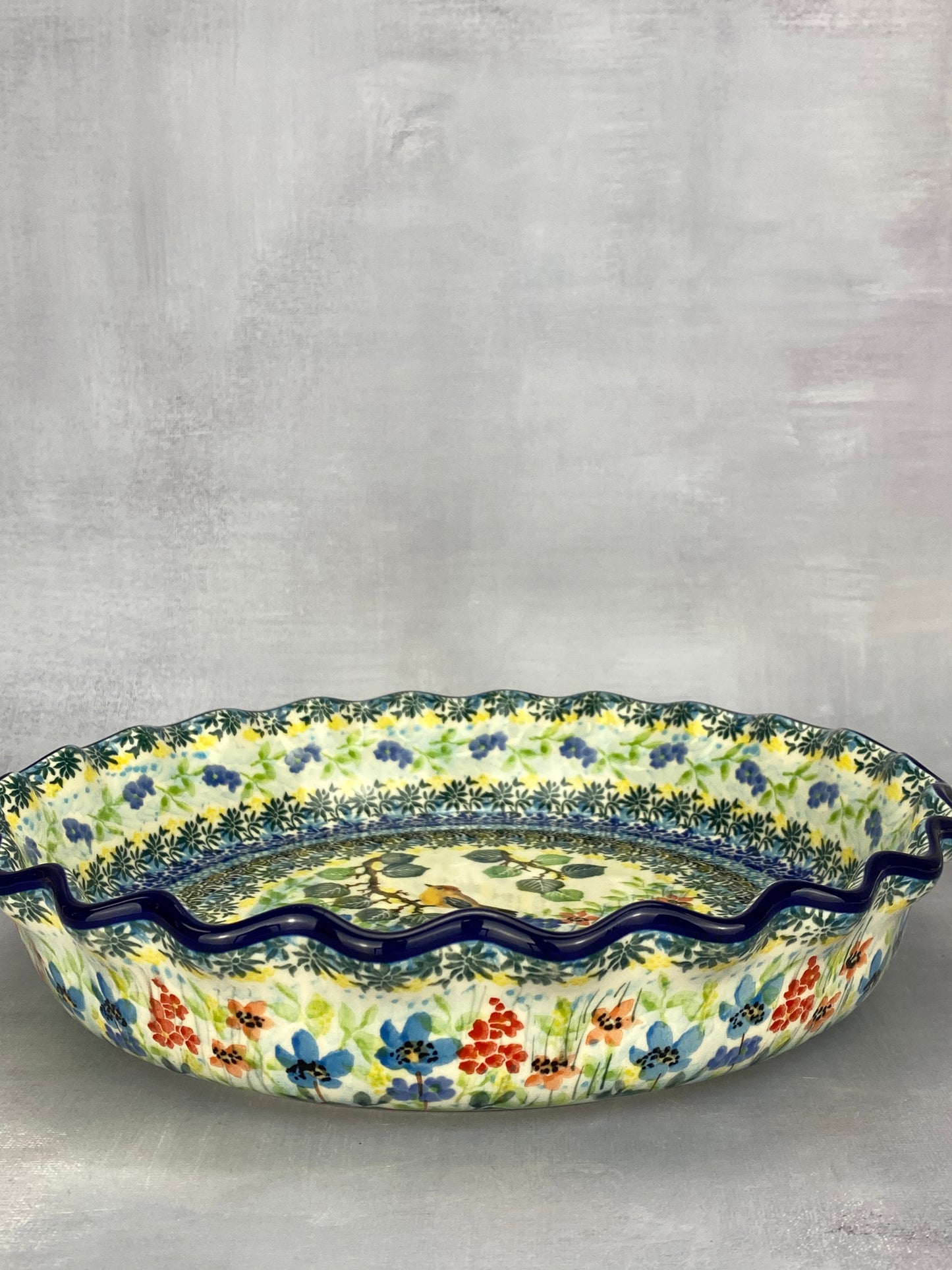 Ruffled Unikat Pie Plate / Round Baker - Shape 636 Pattern U5098