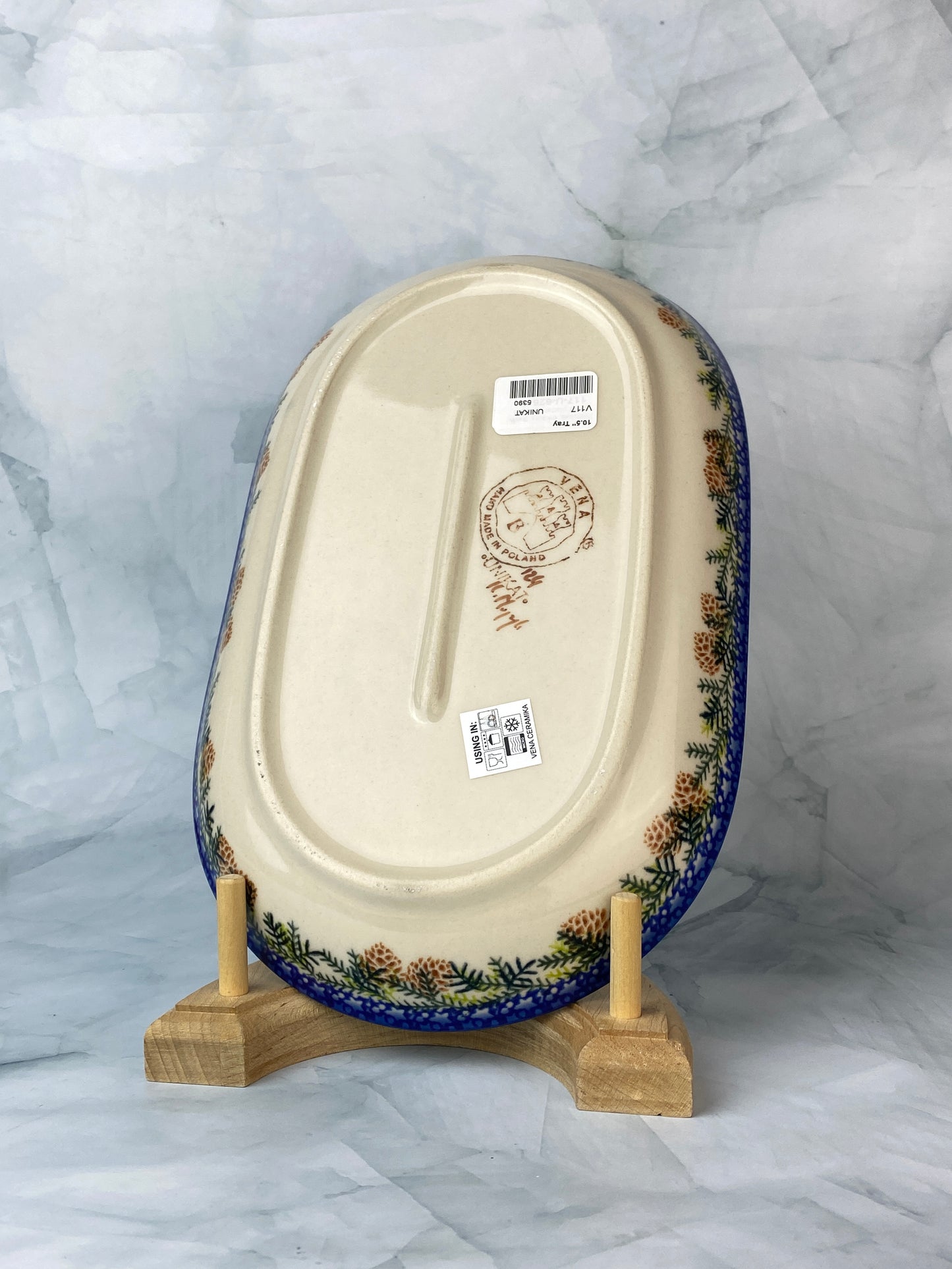 Vena Unikat Oval Holiday Tray - Shape V117 - Pattern U626 Gingerbread Men