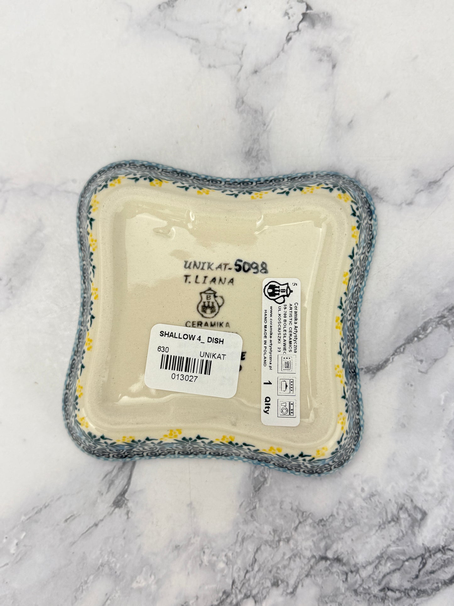 Wavy 4" Unikat Dish - Shape 630 - Pattern U5098