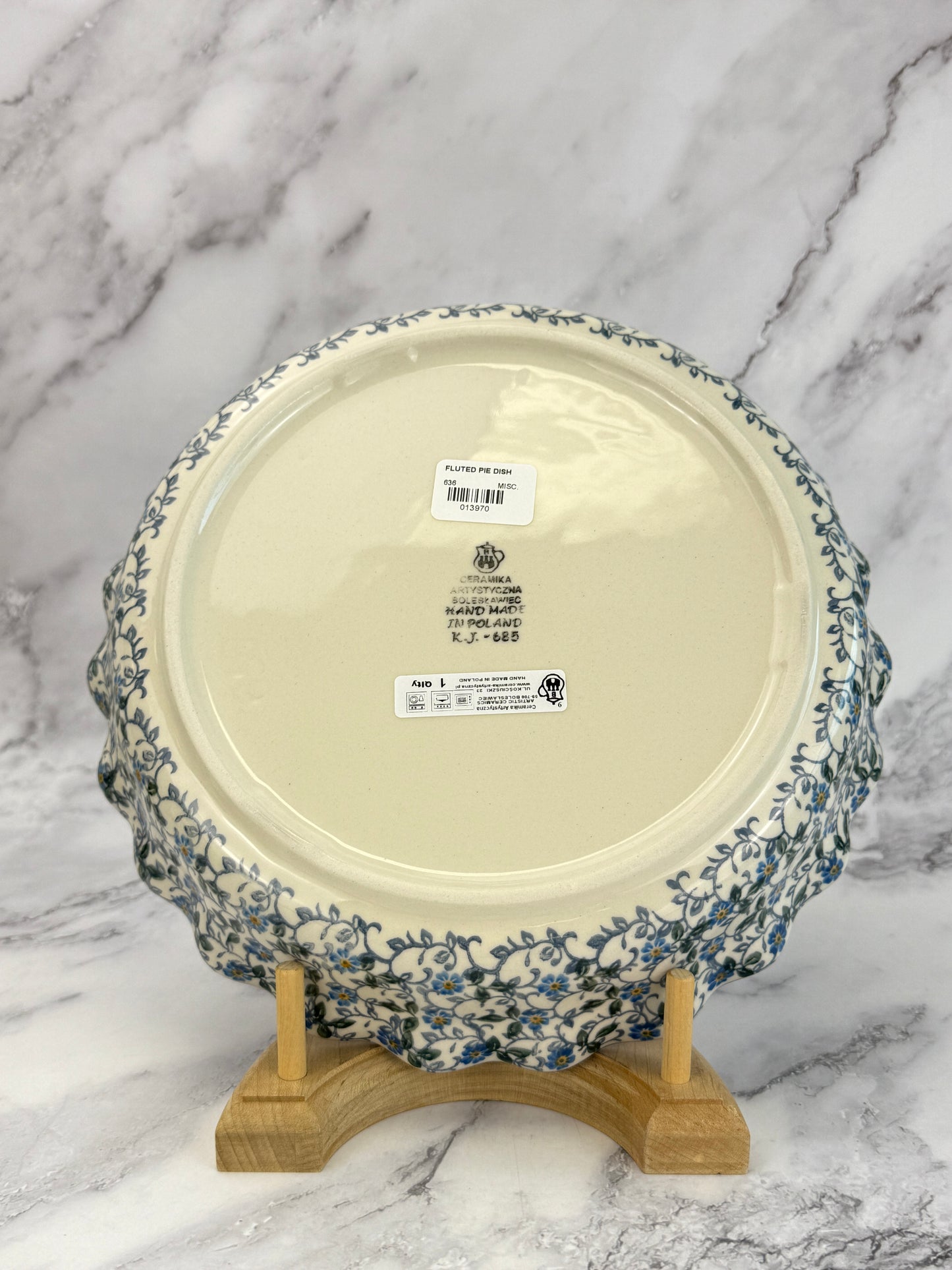 Ruffled Pie Plate / Round Baker - Shape 636 - Pattern 2089