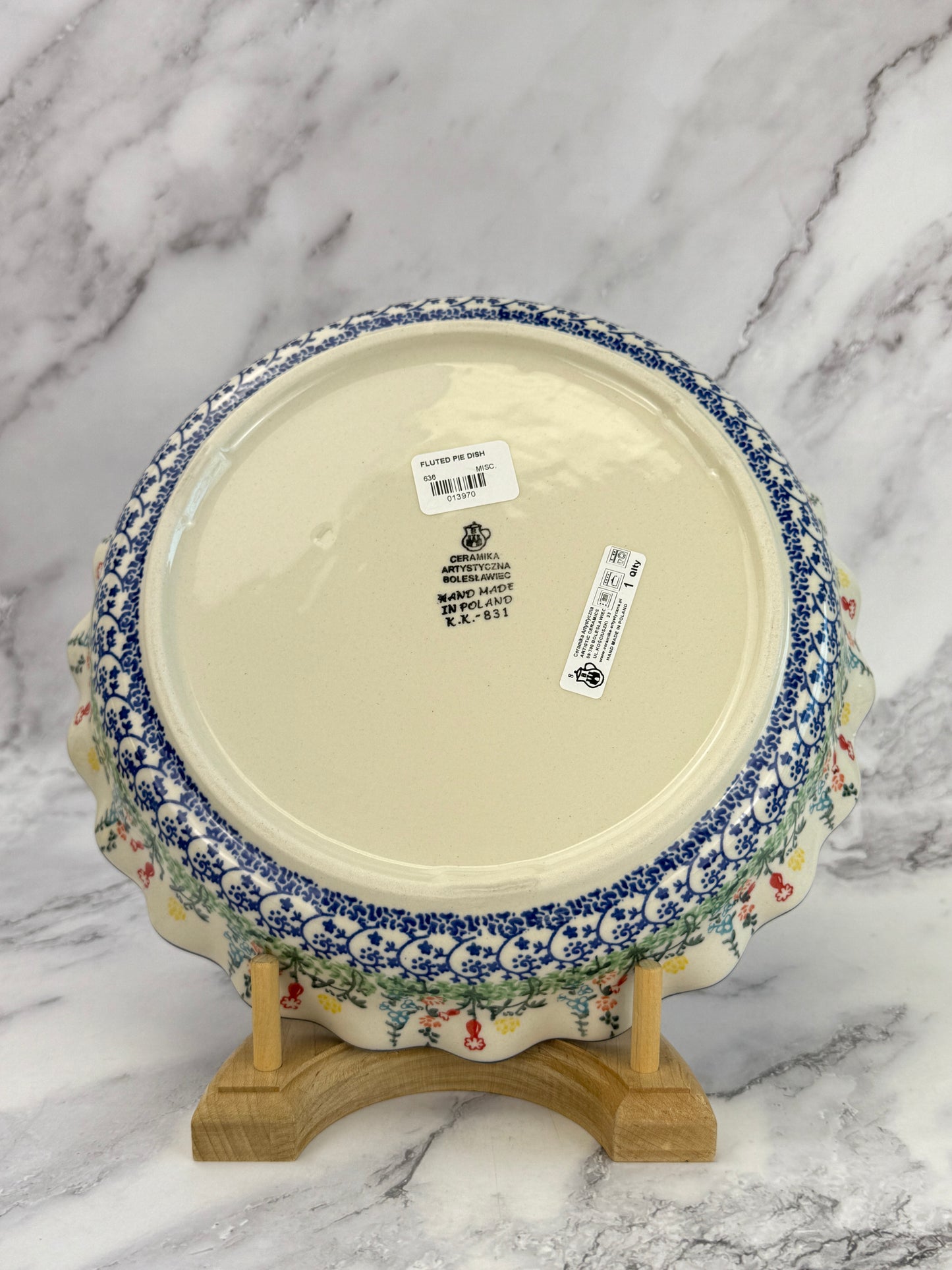 Ruffled Pie Plate / Round Baker - Shape 636 - Pattern 3230