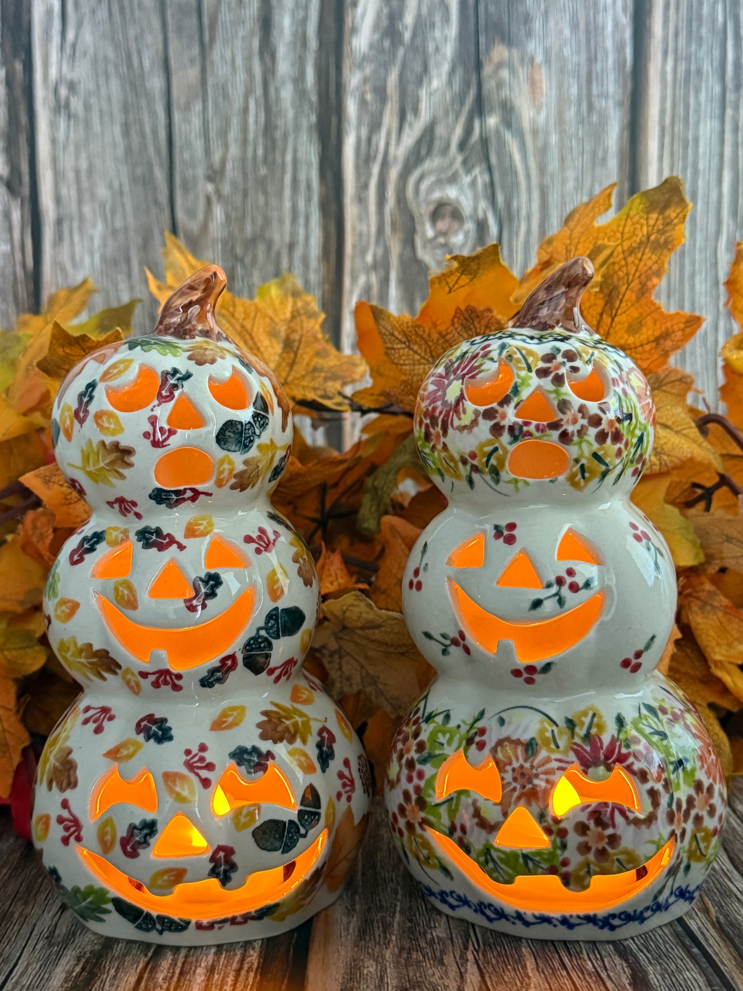 Vena Stacked Pumpkin Votive - Hedgehog