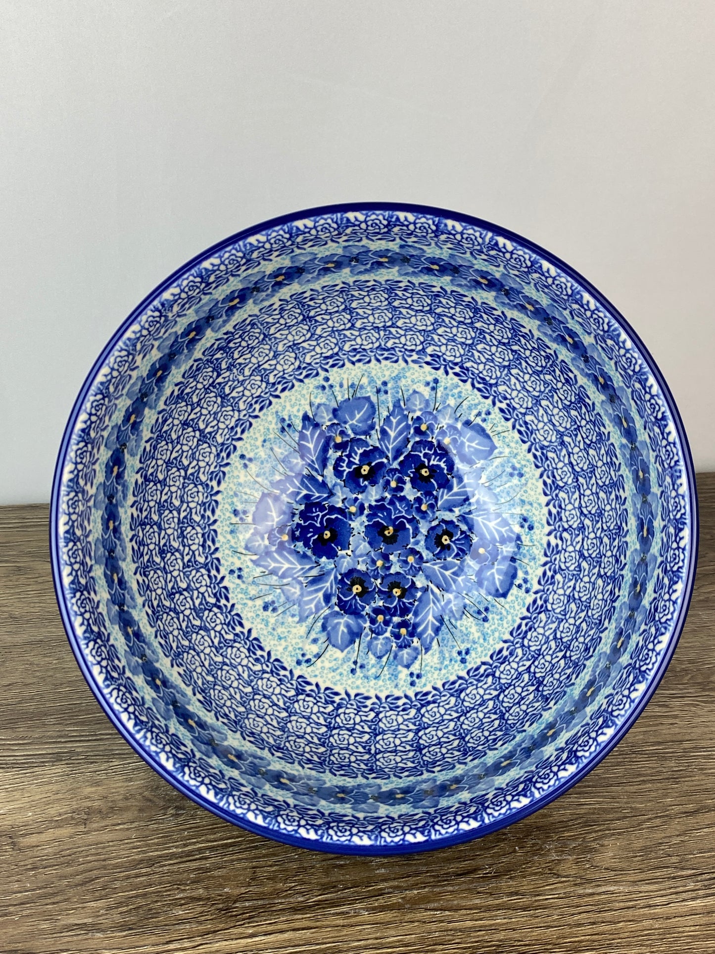 Unikat Pedestal Serving Bowl - Shape A14 - Pattern U3639