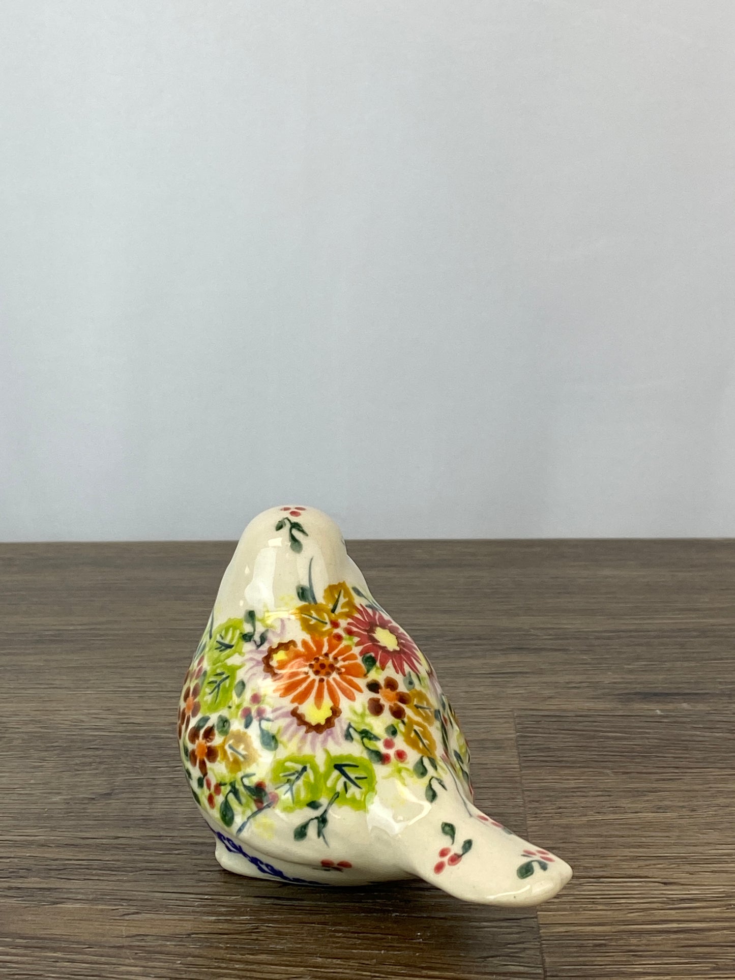 Vena Bird - Shape V518 - Pattern U475 Bright Flowers