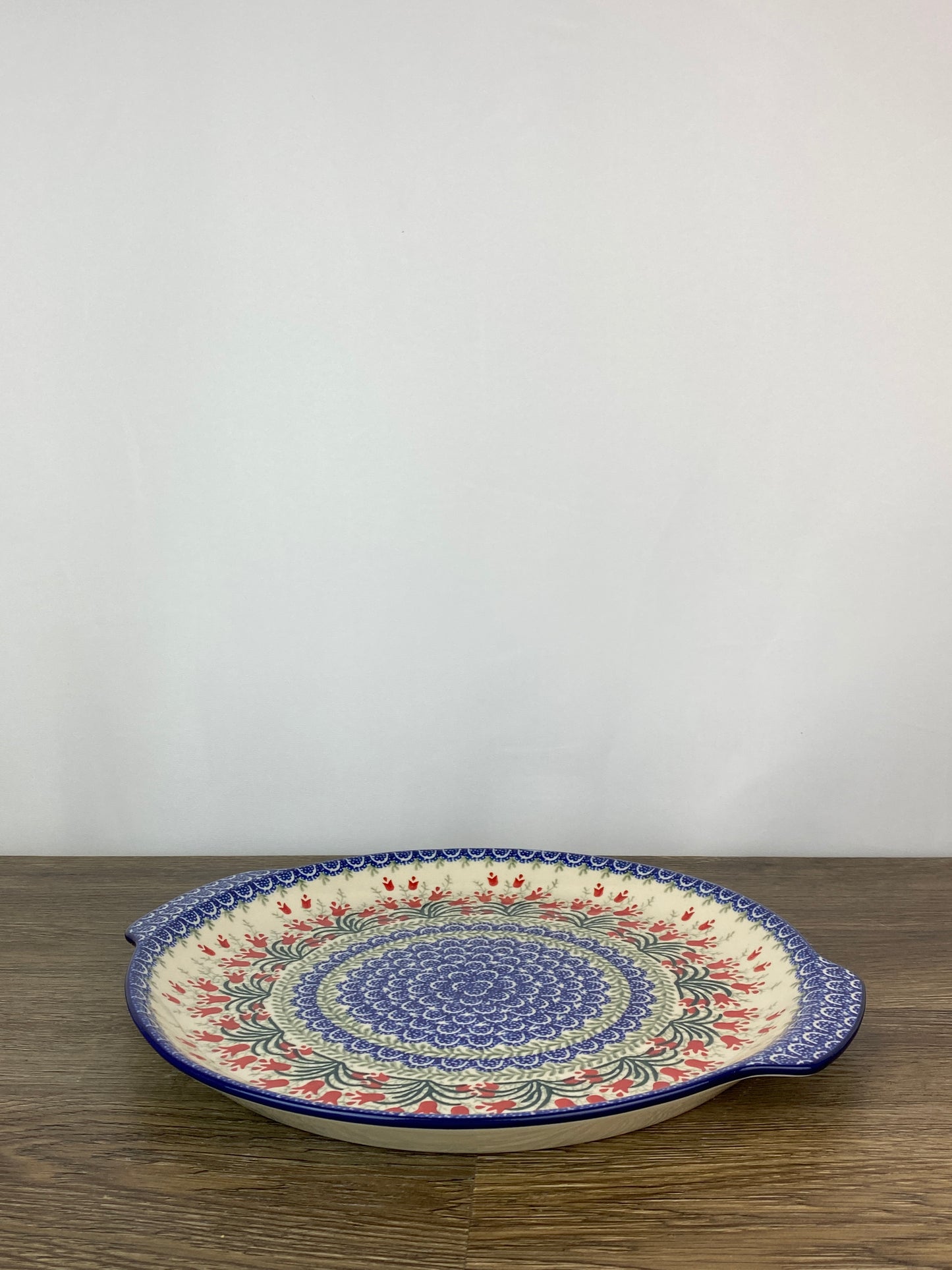 Round Platter With Handles / Pizza Stone - Shape 151 - Pattern 1437