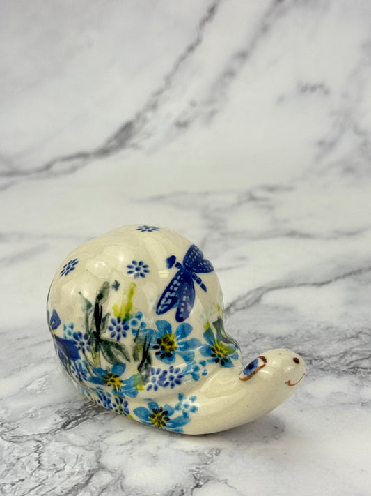 Snail Figurine - Shape V415 - Pattern Dragonfly Drift