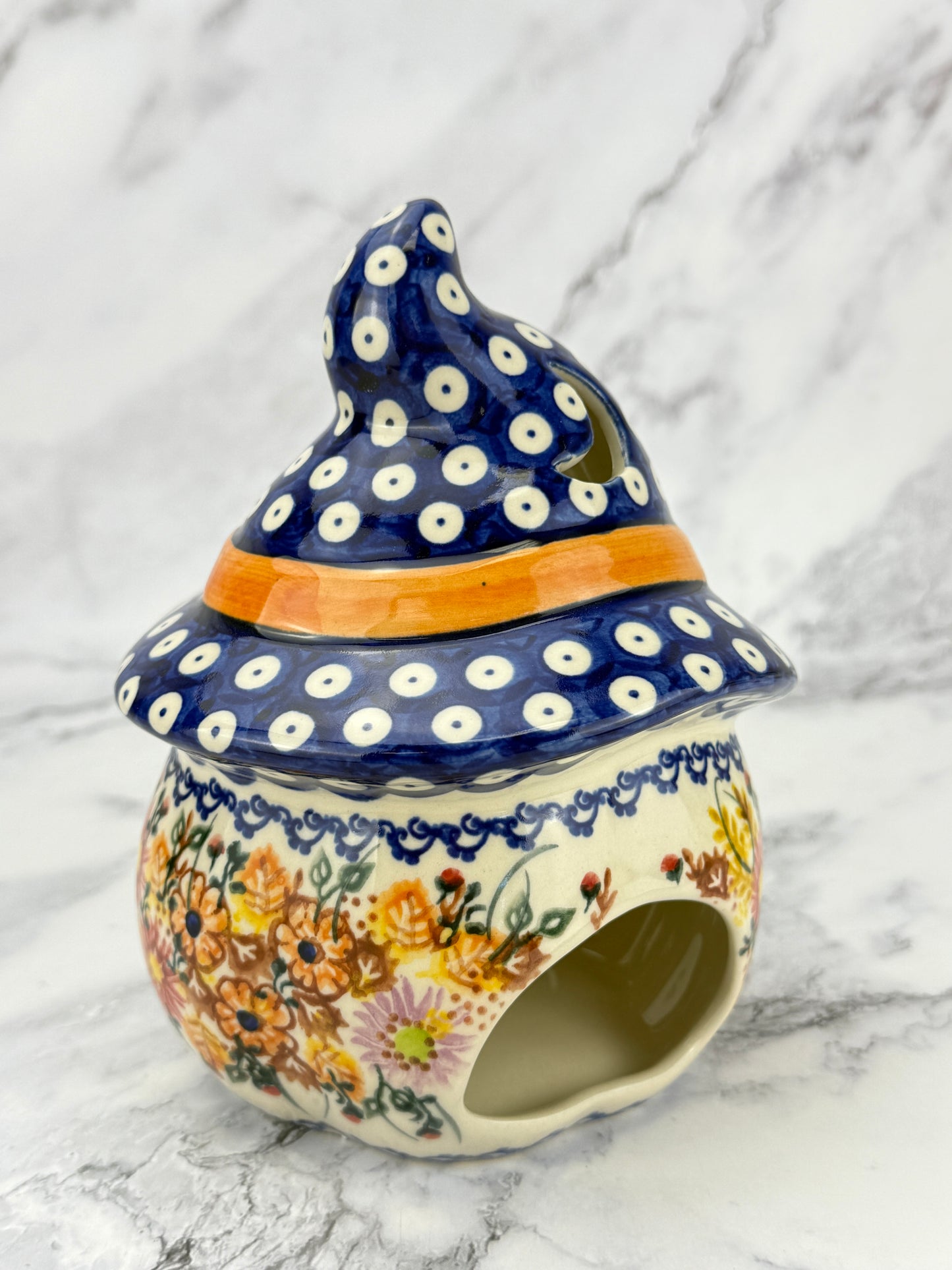 SALE Small Unikat Pumpkin With Hat - Pattern U470
