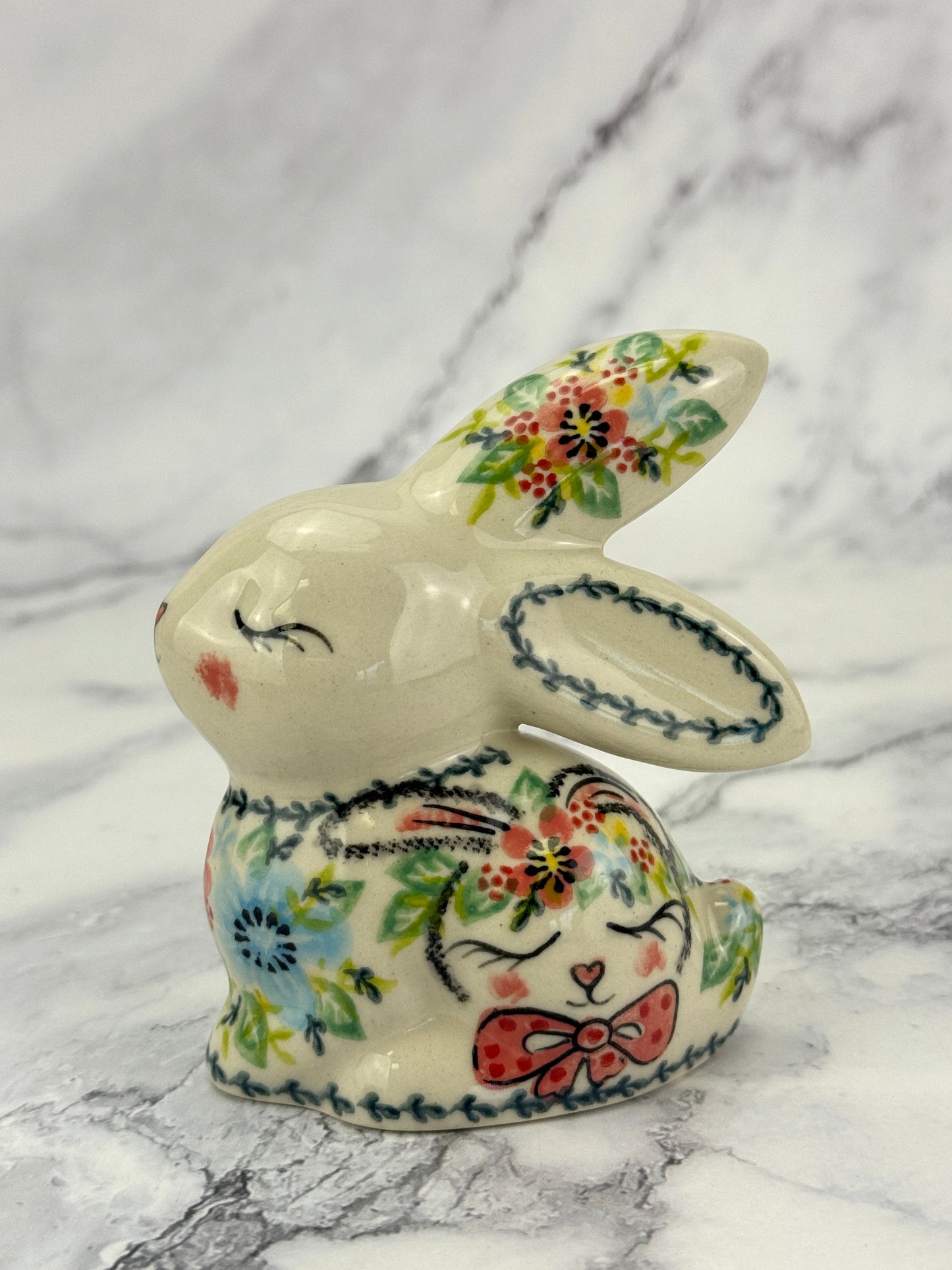 Bunny Figurine - Shape V412 - Pink Bunny