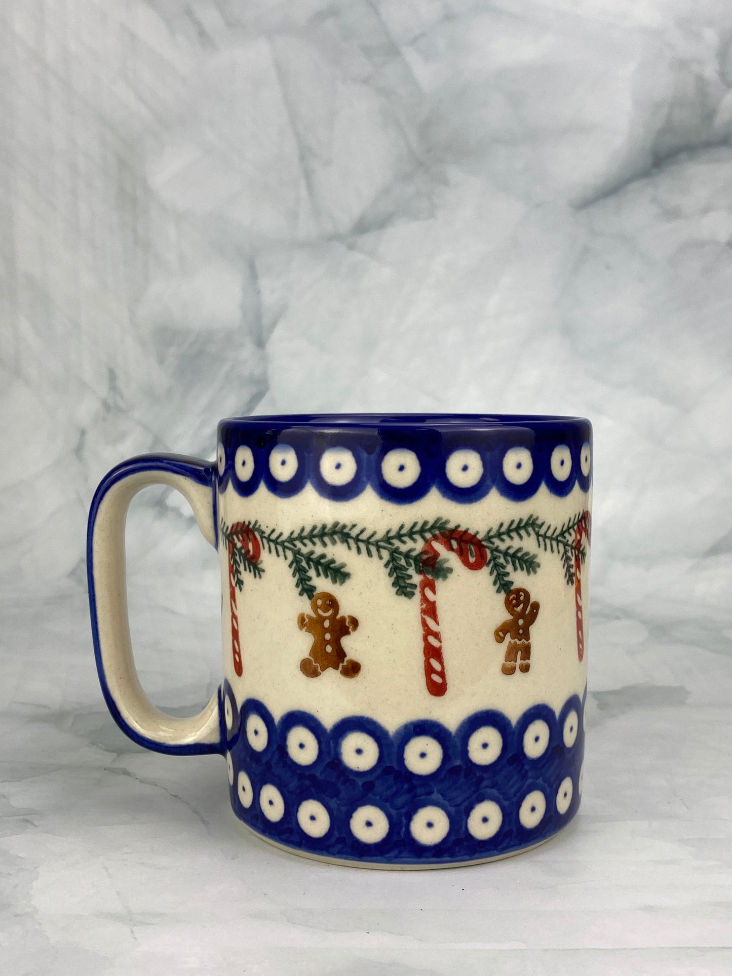 Vena Unikat 12oz Holiday Mug - Shape V055 - Gingerbread Men