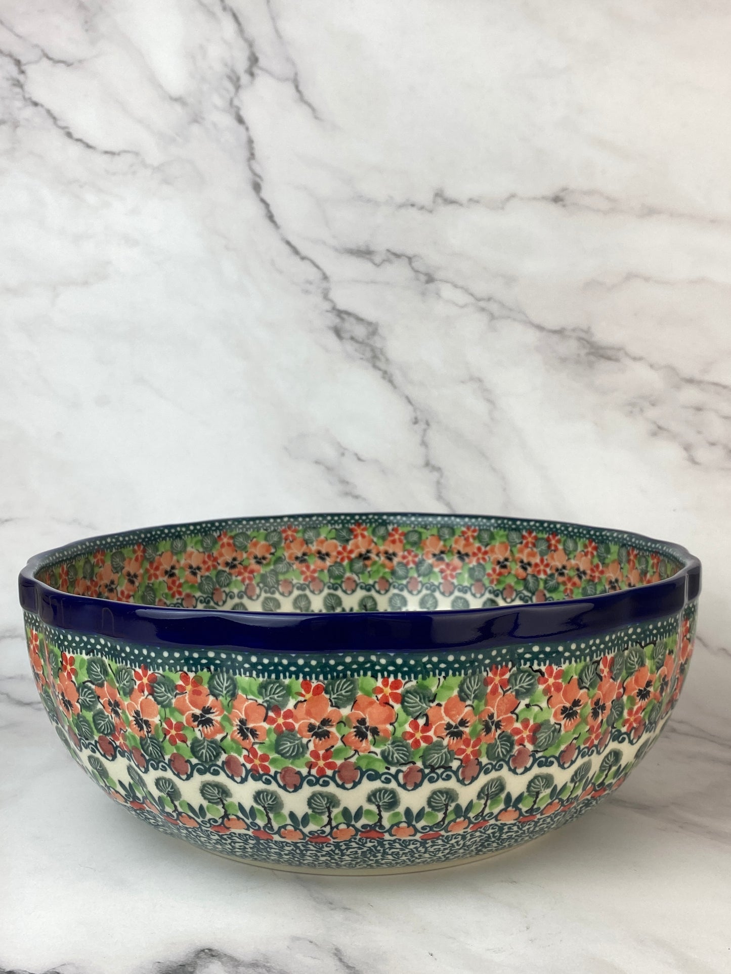 11" Wavy Unikat Serving Bowl - Shape 013 - Pattern U4797