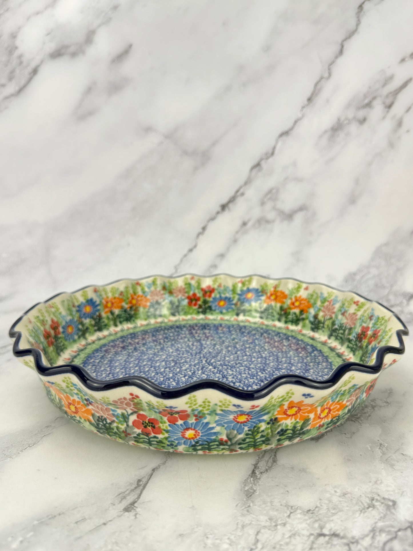 Ruffled Unikat Pie Plate / Round Baker - Shape 636 Pattern U5237