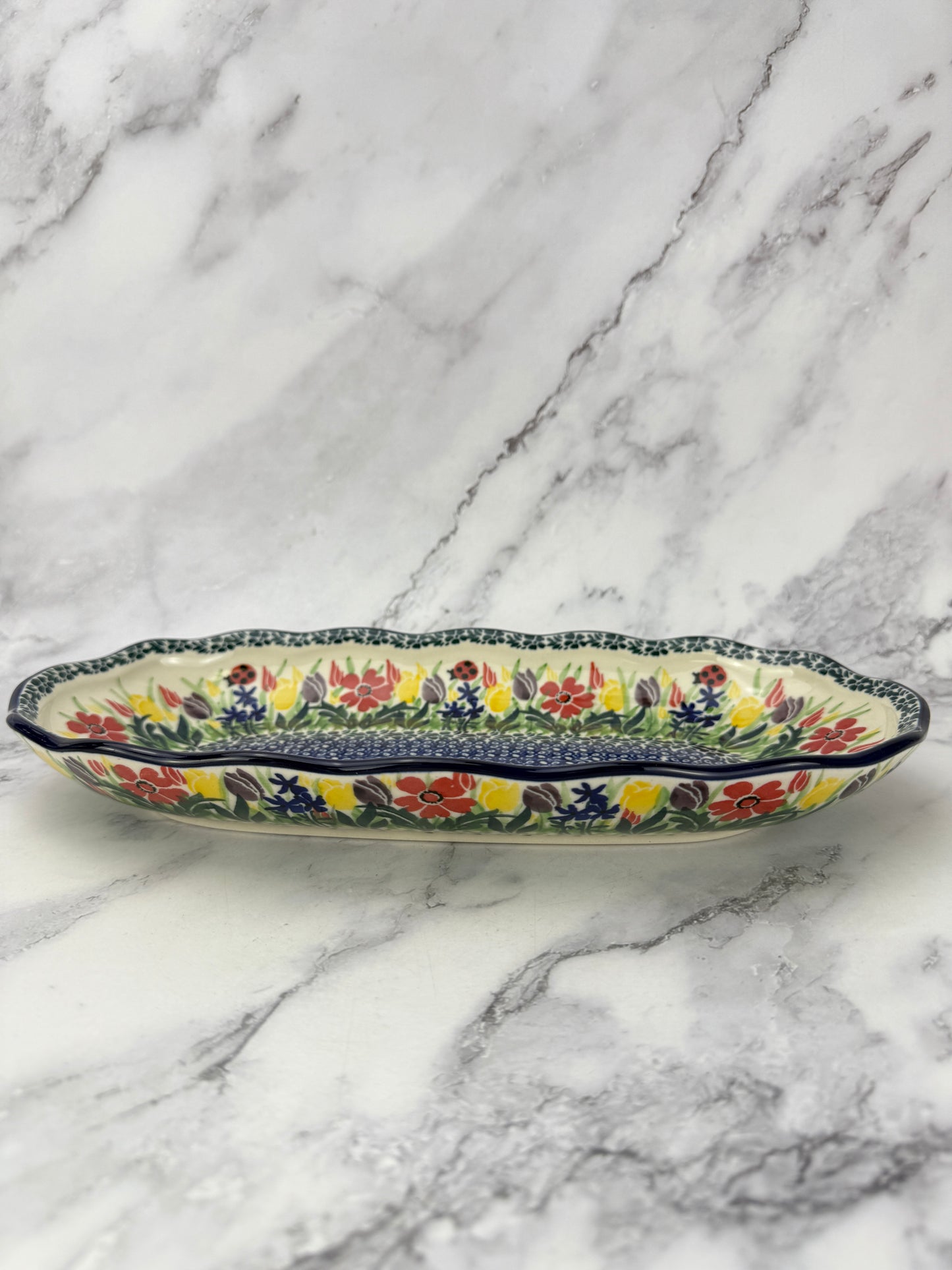 Scalloped Unikat Tray - Shape A42 - Pattern U3787