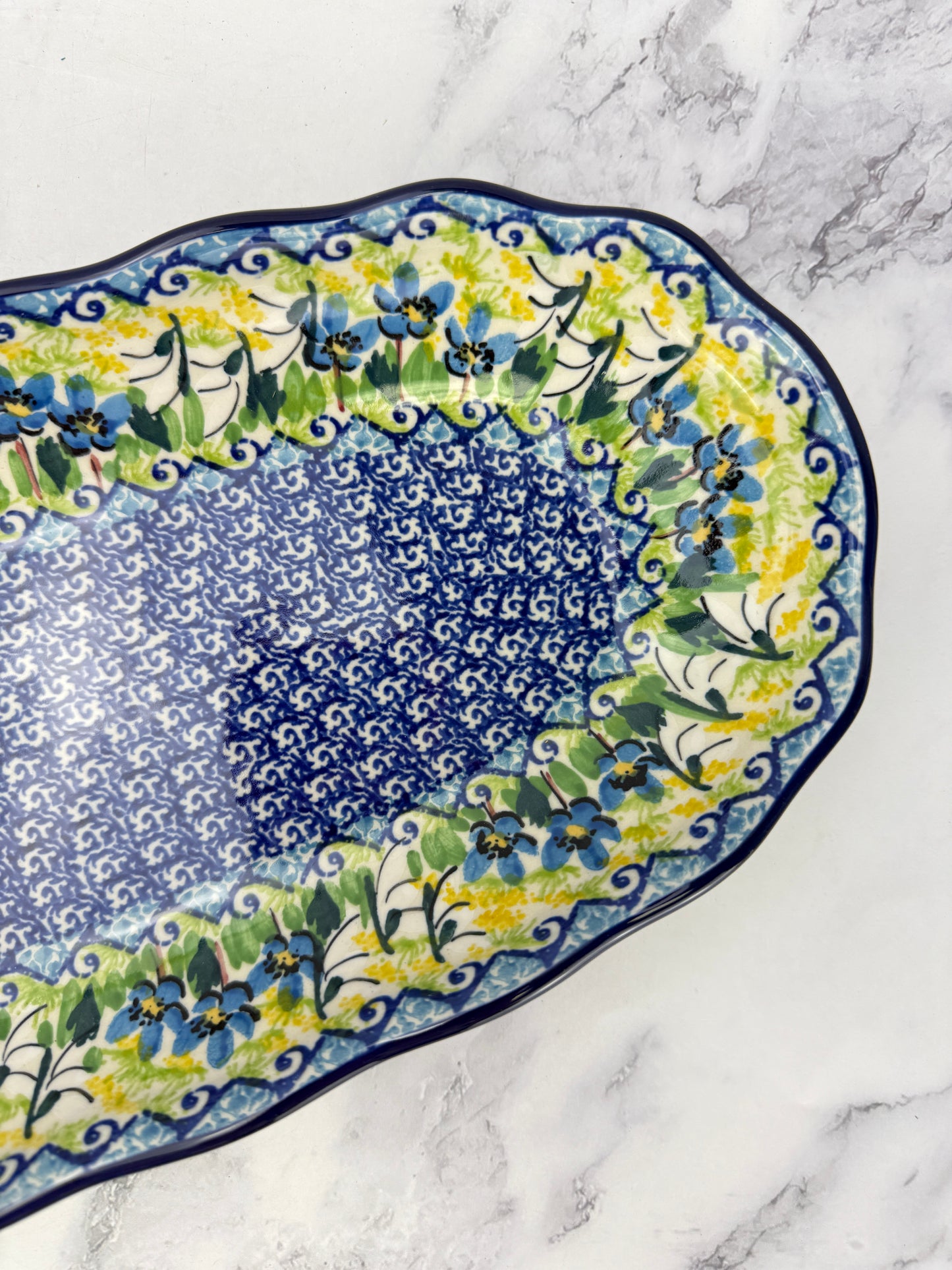 Scalloped Unikat Tray - Shape A42 - Pattern U5071