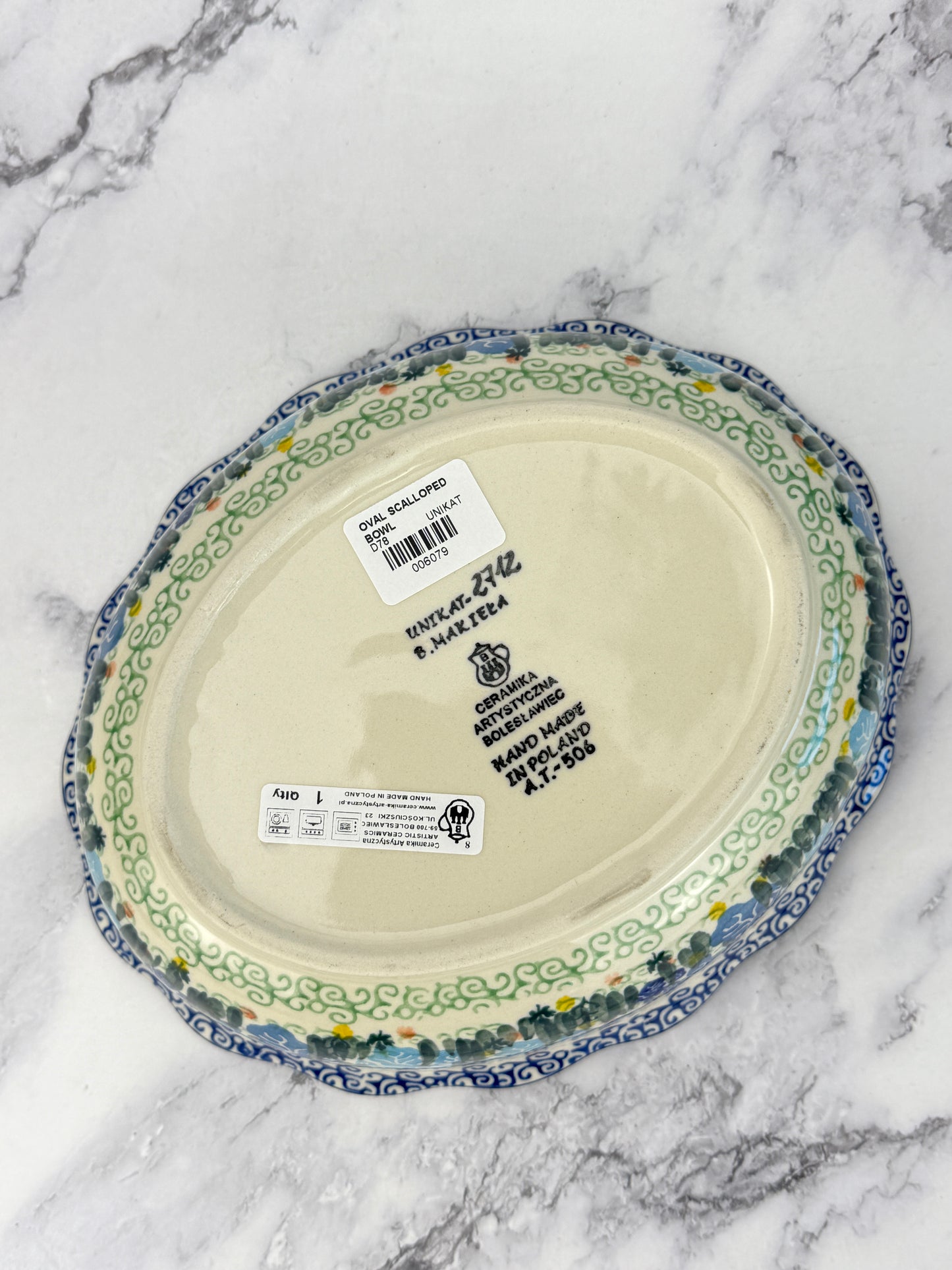 Scalloped Unikat Oval Bowl - Shape D78 - Pattern U2712