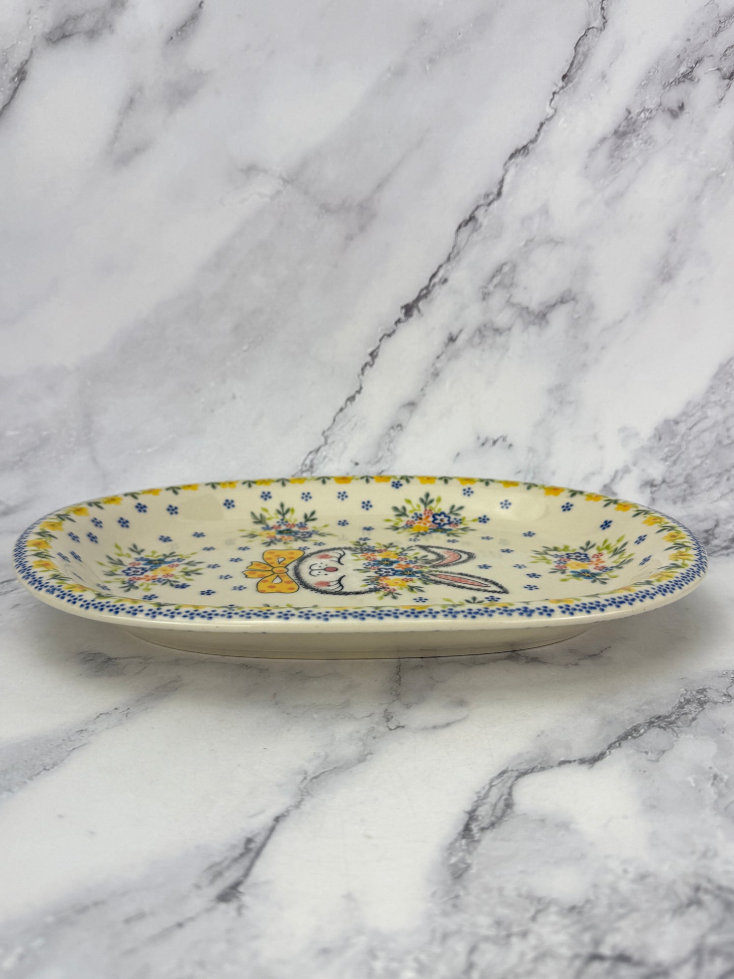 Vena Unikat Tray - Shape V115 - Yellow Bunny