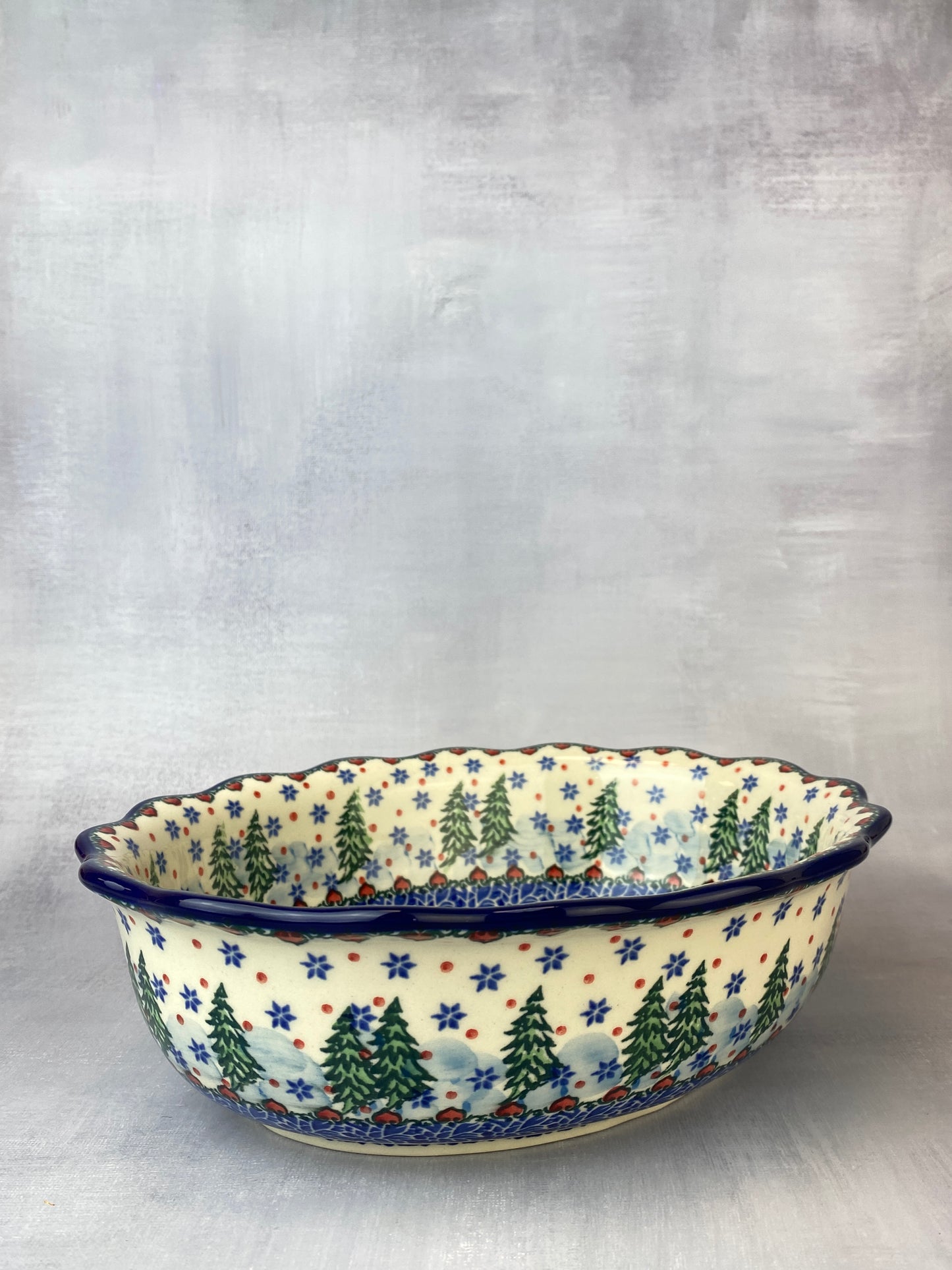 Scalloped Unikat Oval Bowl - Shape D78 - Pattern U4661