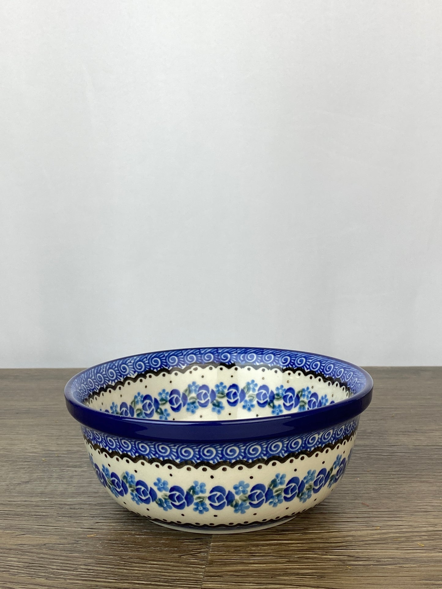 Cereal / Berry Bowl - Shape 209 - Pattern 882