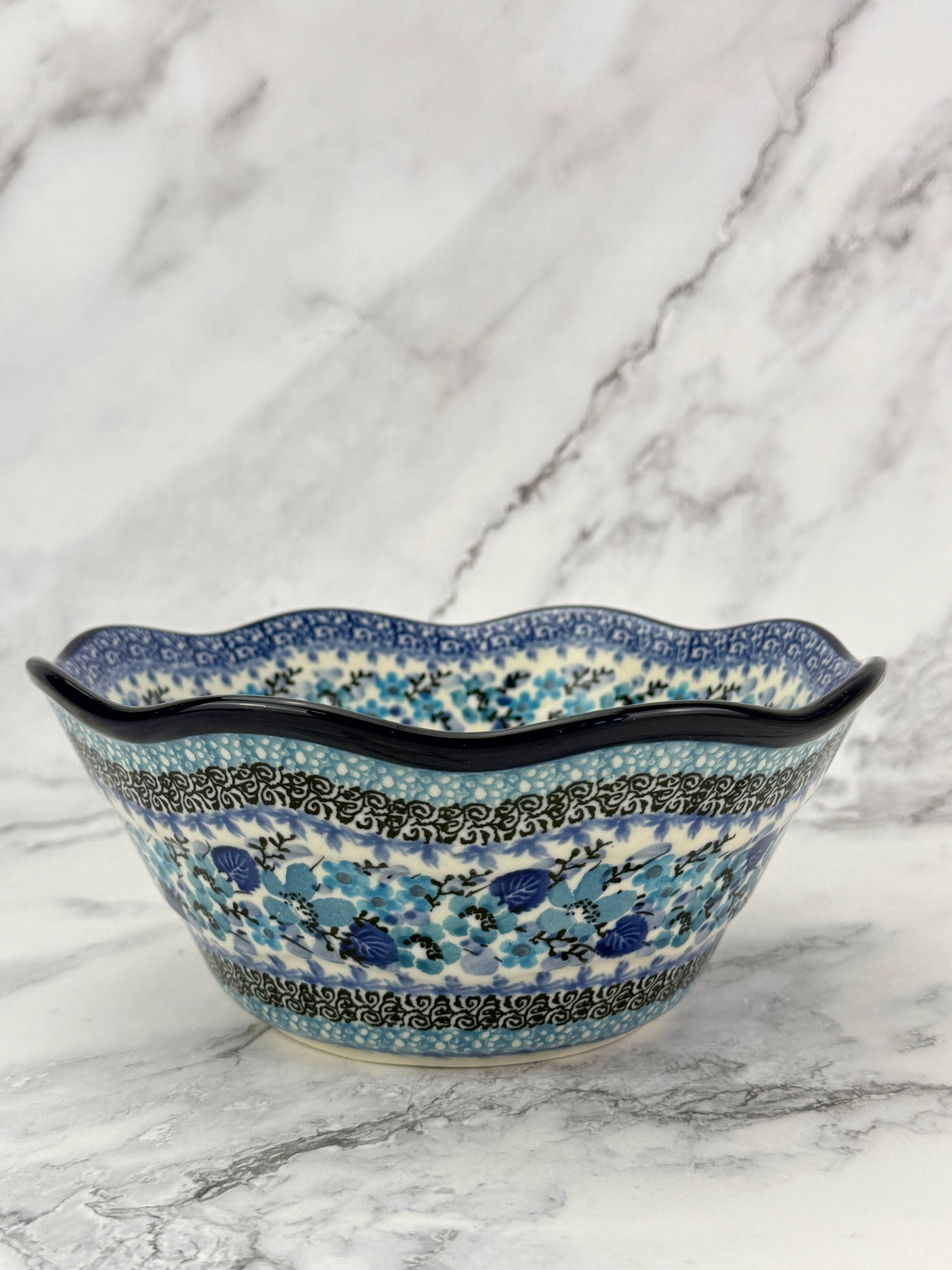 Small Wavy Unikat Bowl - Shape 691 - Pattern U5025
