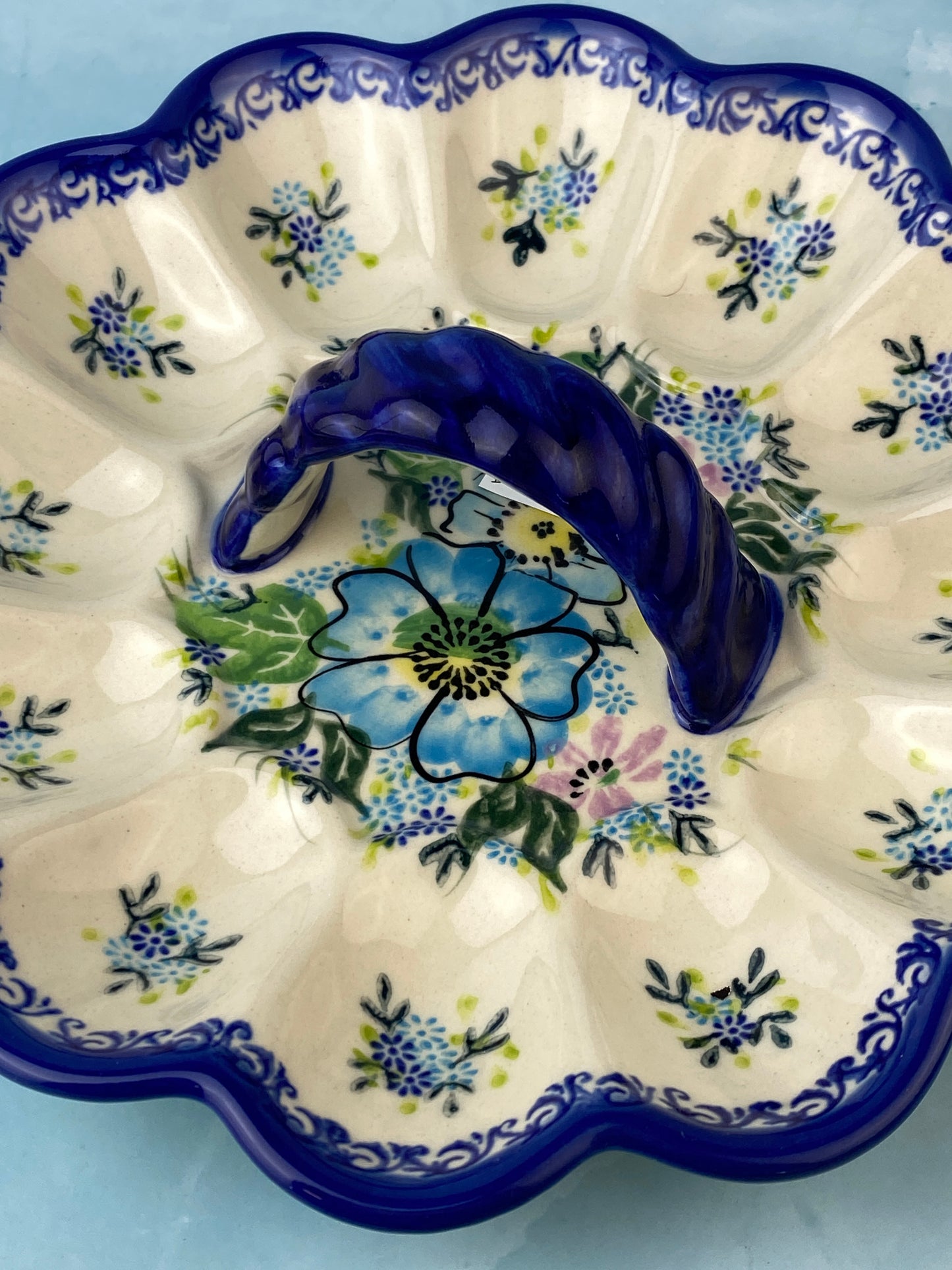 Unikat Egg Plate - Shape V131 - Turquoise Flowers