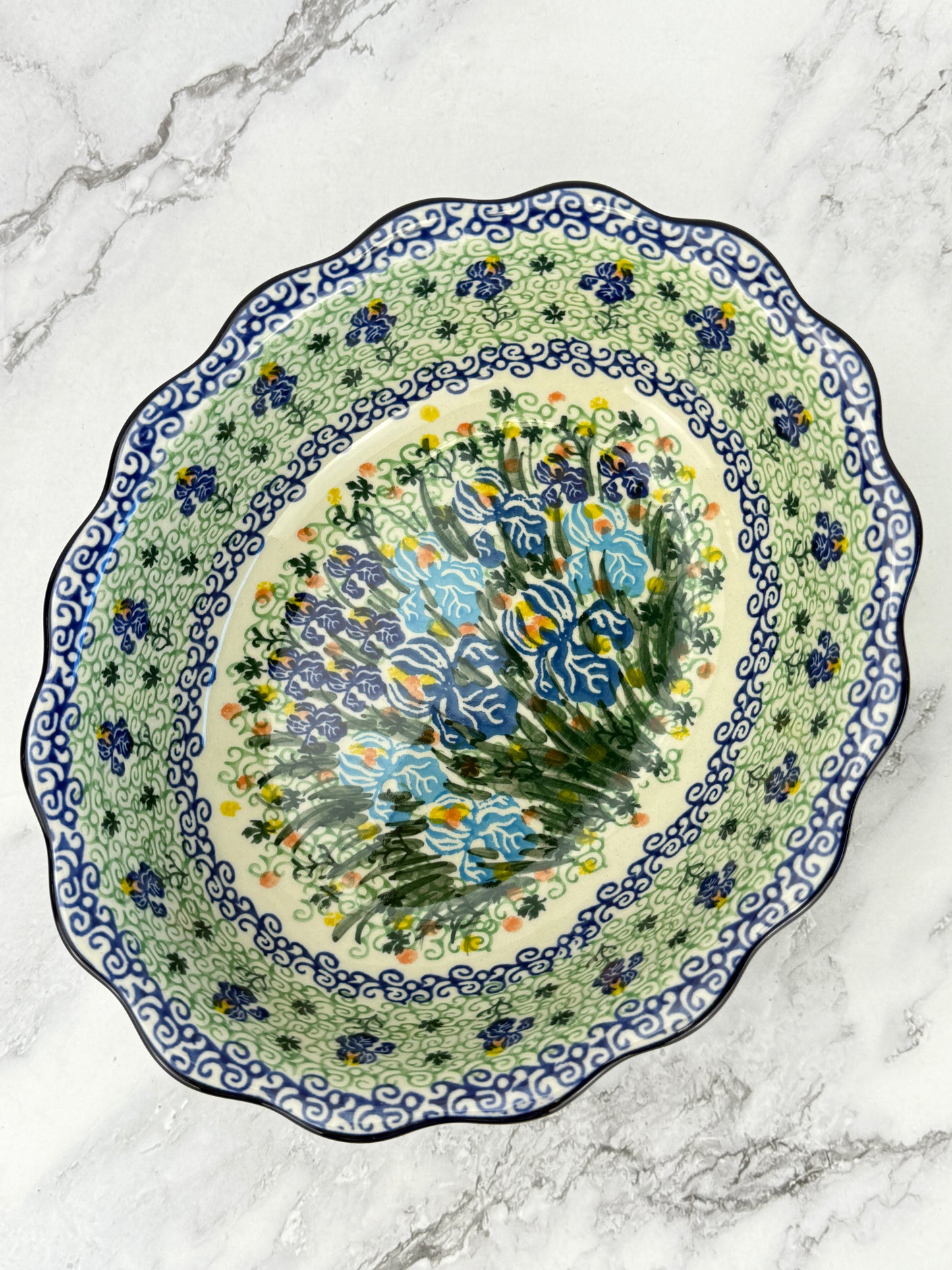 Scalloped Unikat Oval Bowl - Shape D78 - Pattern U2712