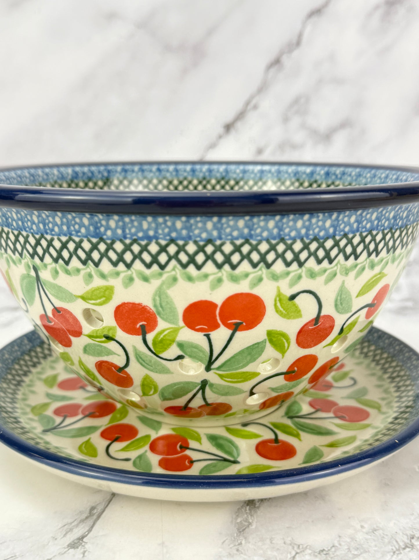 Berry Bowl - Shape 470 - Pattern 3250