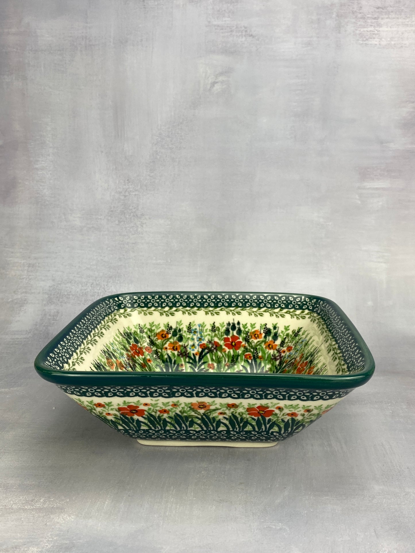 Medium Square Unikat Bowl - Shape 883 - Pattern U4335