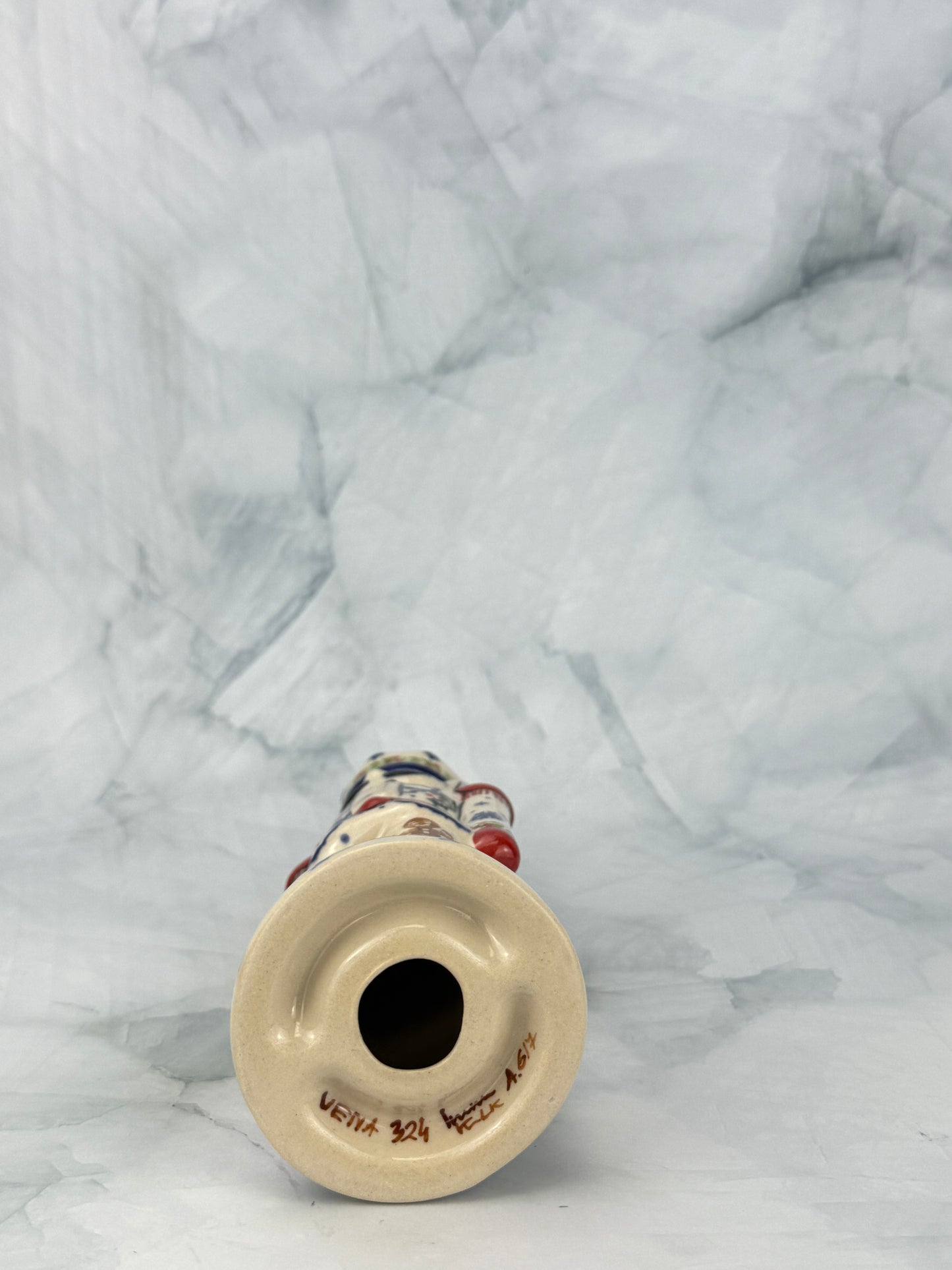 HOLIDAY SPECIAL Vena Nutcracker Figurine - Shape V618 - Gingerbread