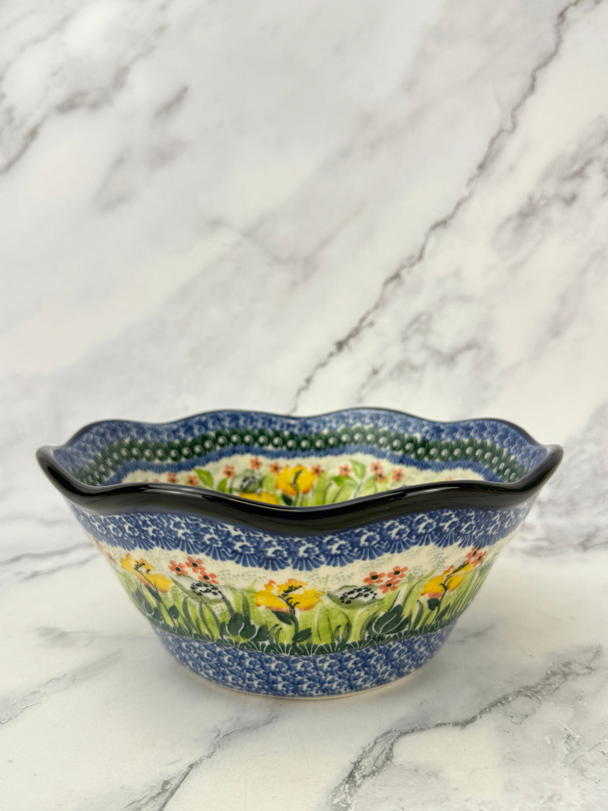 Small Wavy Unikat Bowl - Shape 691 - Pattern U5273