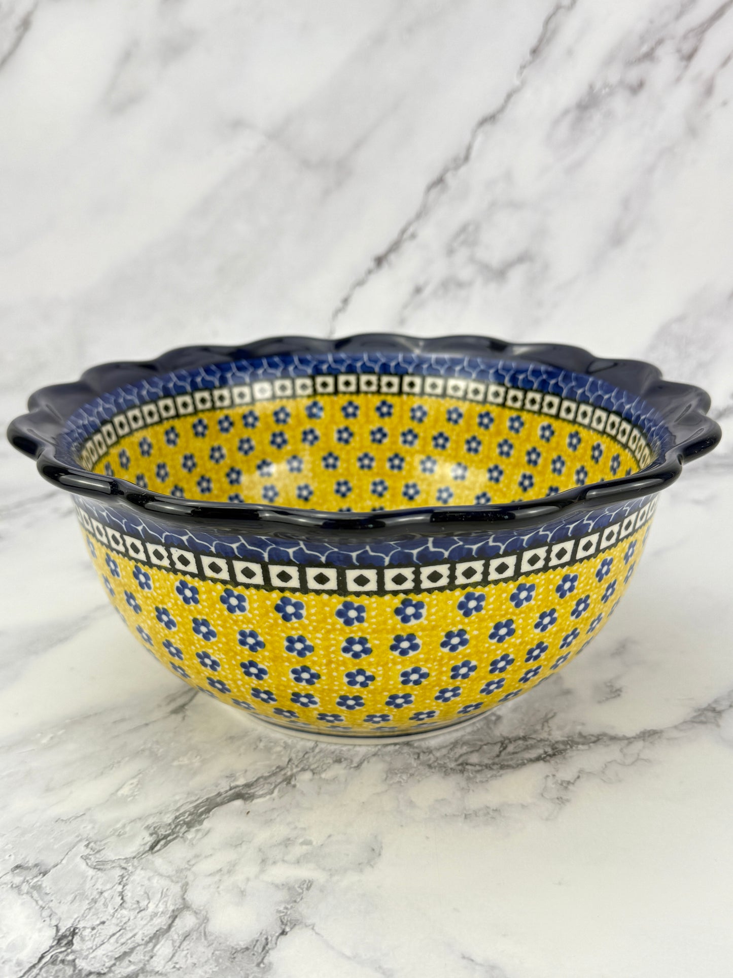 Large Ruffled Bowl - Shape 628 - Pattern 859