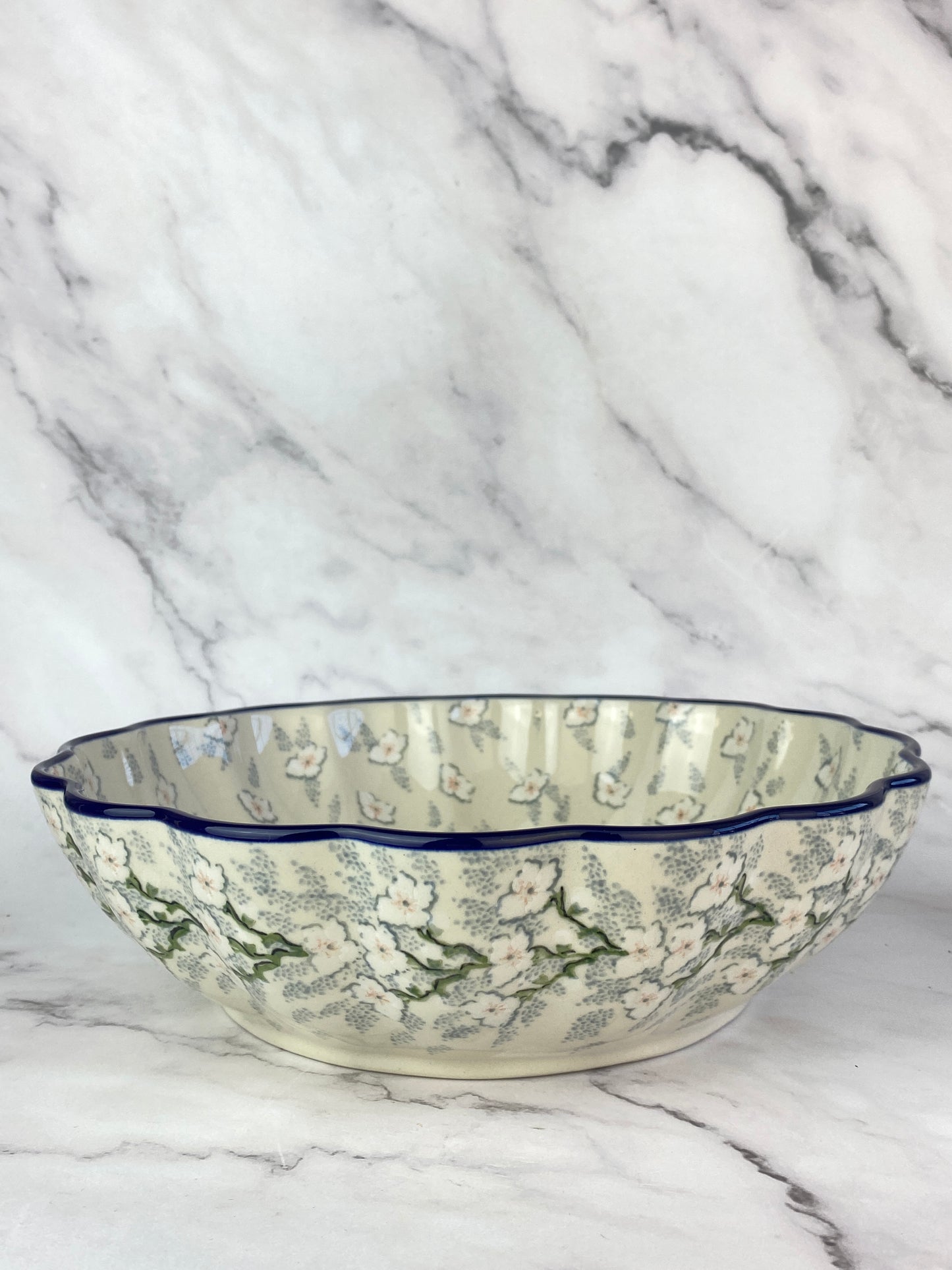 Large Unikat Scalloped Bowl - Shape 447 - Pattern U5163