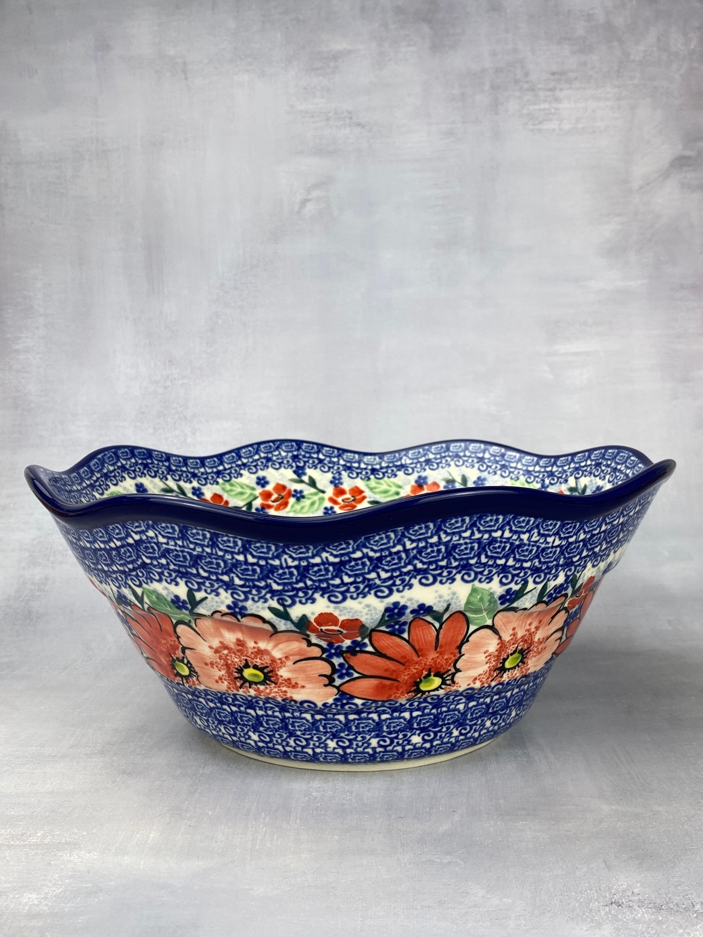 Large Wavy Unikat Serving Bowl - Shape 692 - Pattern U5137