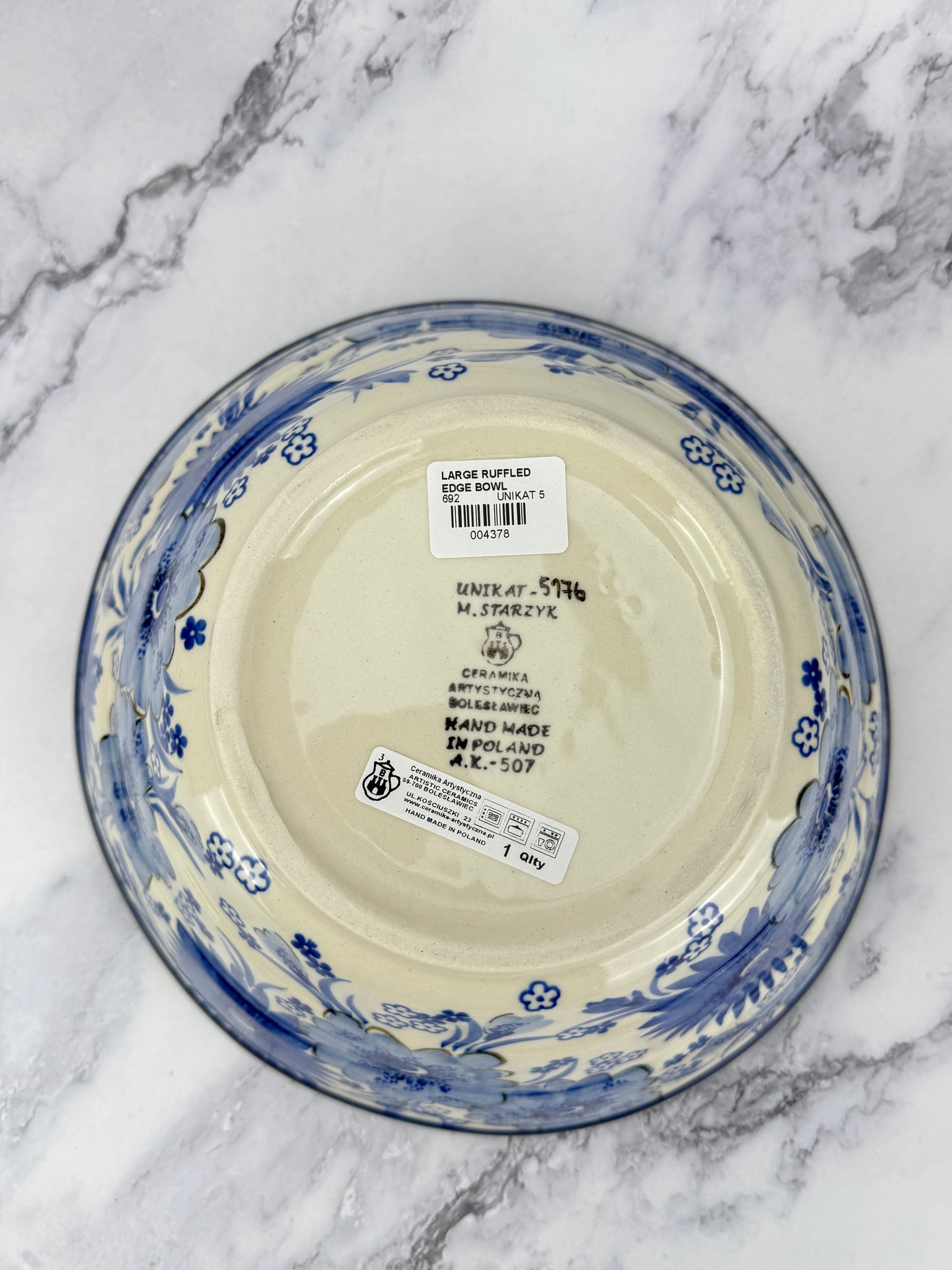 Large Wavy Unikat Serving Bowl - Shape 692 - Pattern U5176