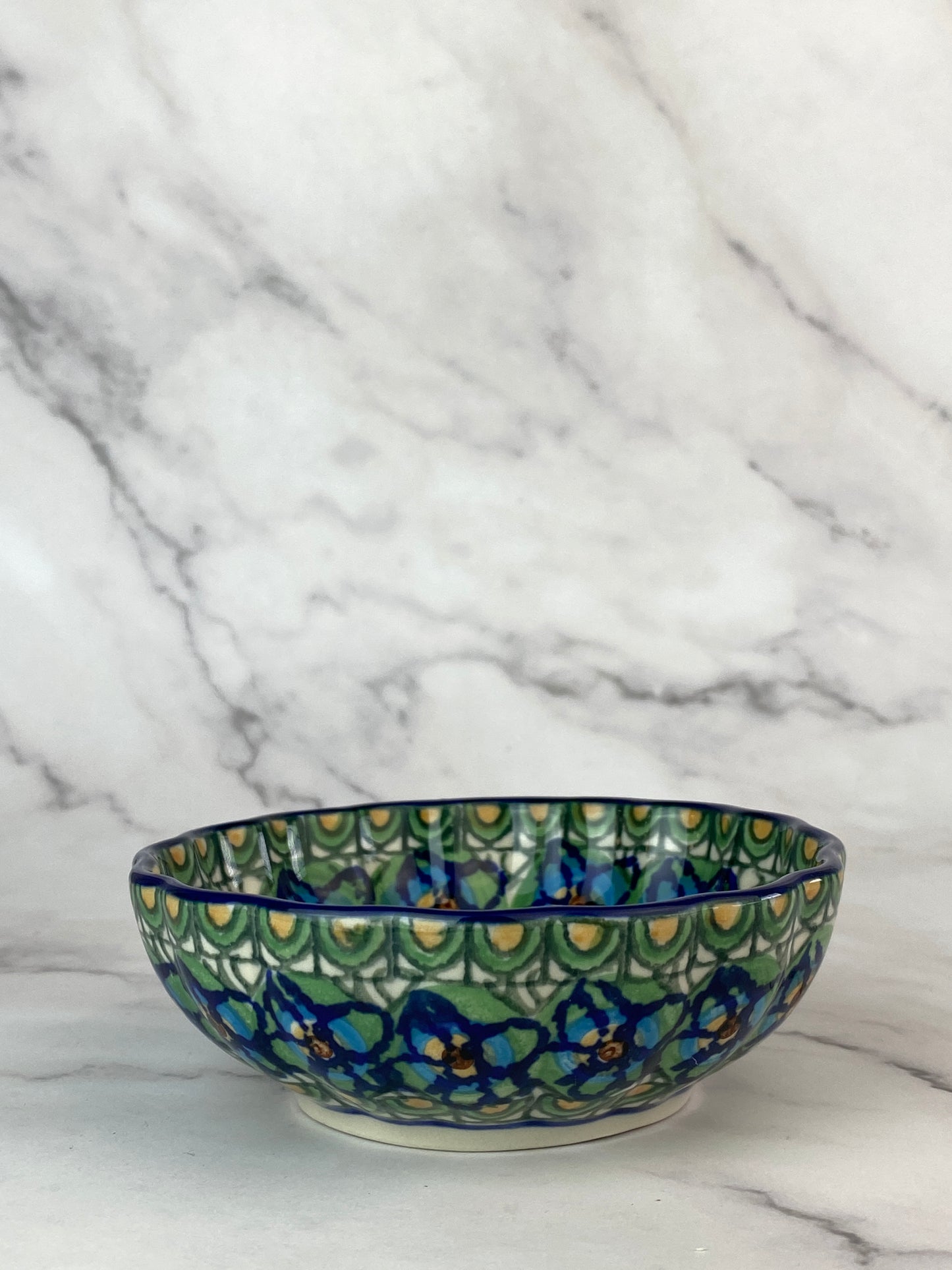 4.5" Unikat Scalloped Bowl - Shape 23 - Pattern U151