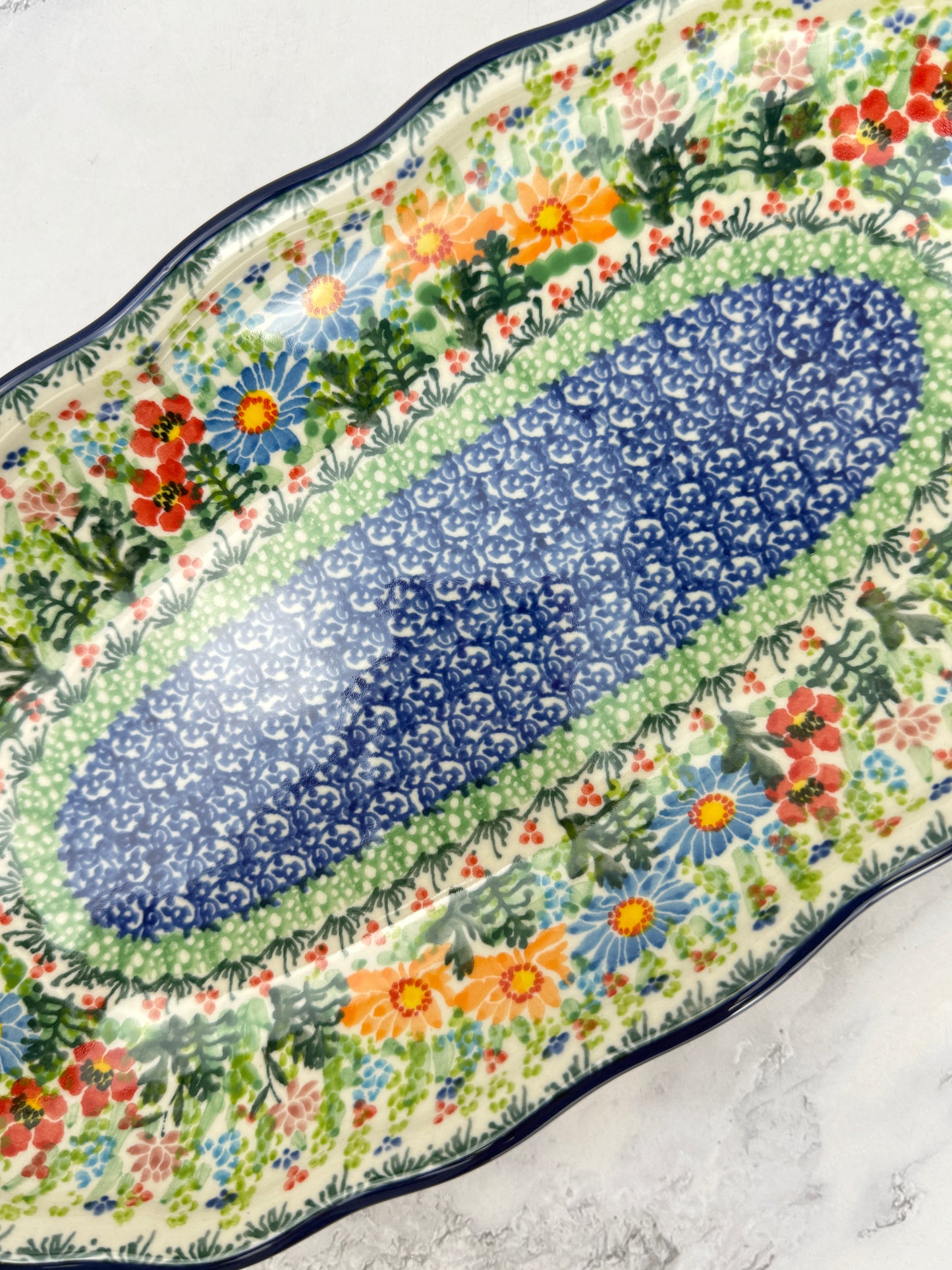 Scalloped Unikat Tray - Shape A42 - Pattern U5237