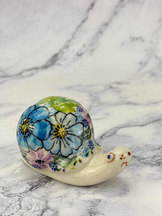 Snail Figurine - Shape V415 - Pattern Skyline Petal