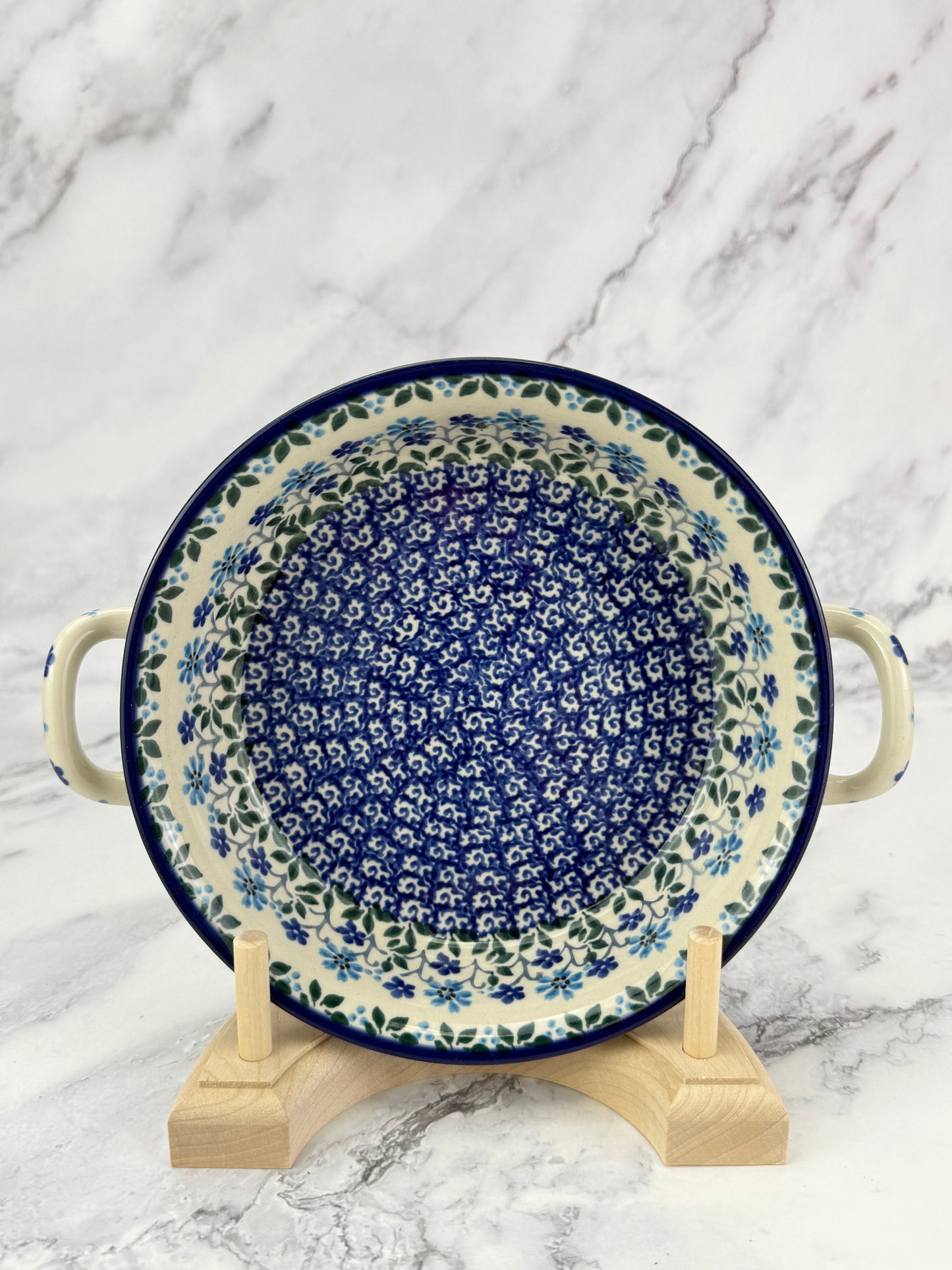 Small Round Baker with Handles - Shape C40 - Pattern 2785