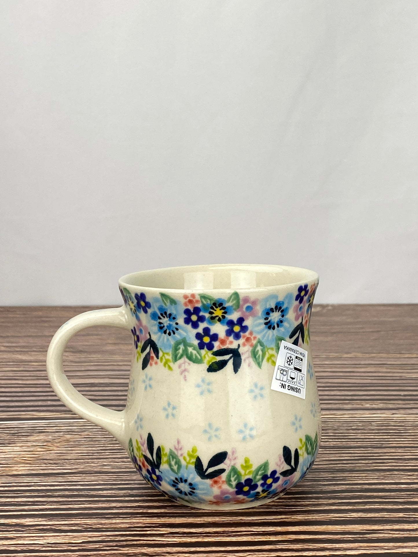 Vena Unikat 8oz Art Mug - Shape V053 - Blue Bunny