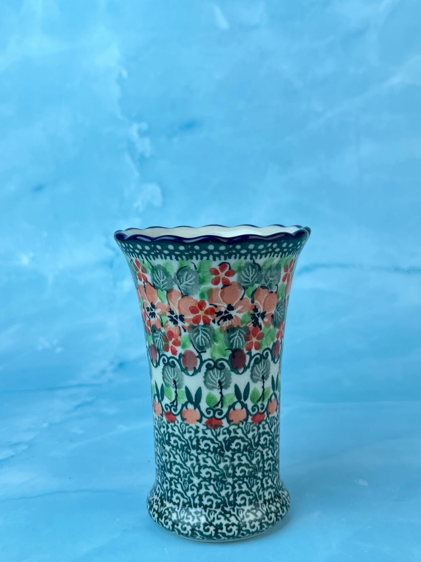 Ruffled Unikat Bud Vase - Shape 127 - Pattern U4797