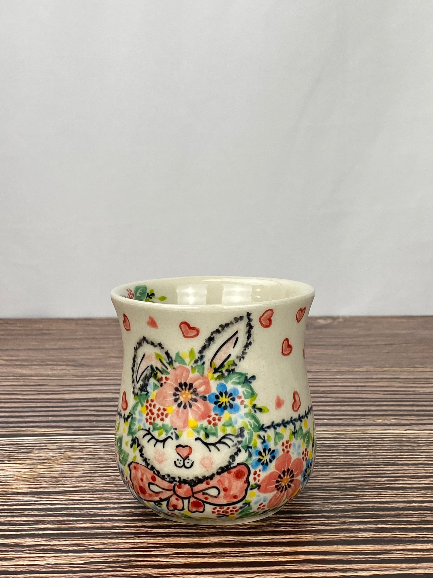 Vena Unikat 8oz Art Mug - Shape V053 - Pink Bunny